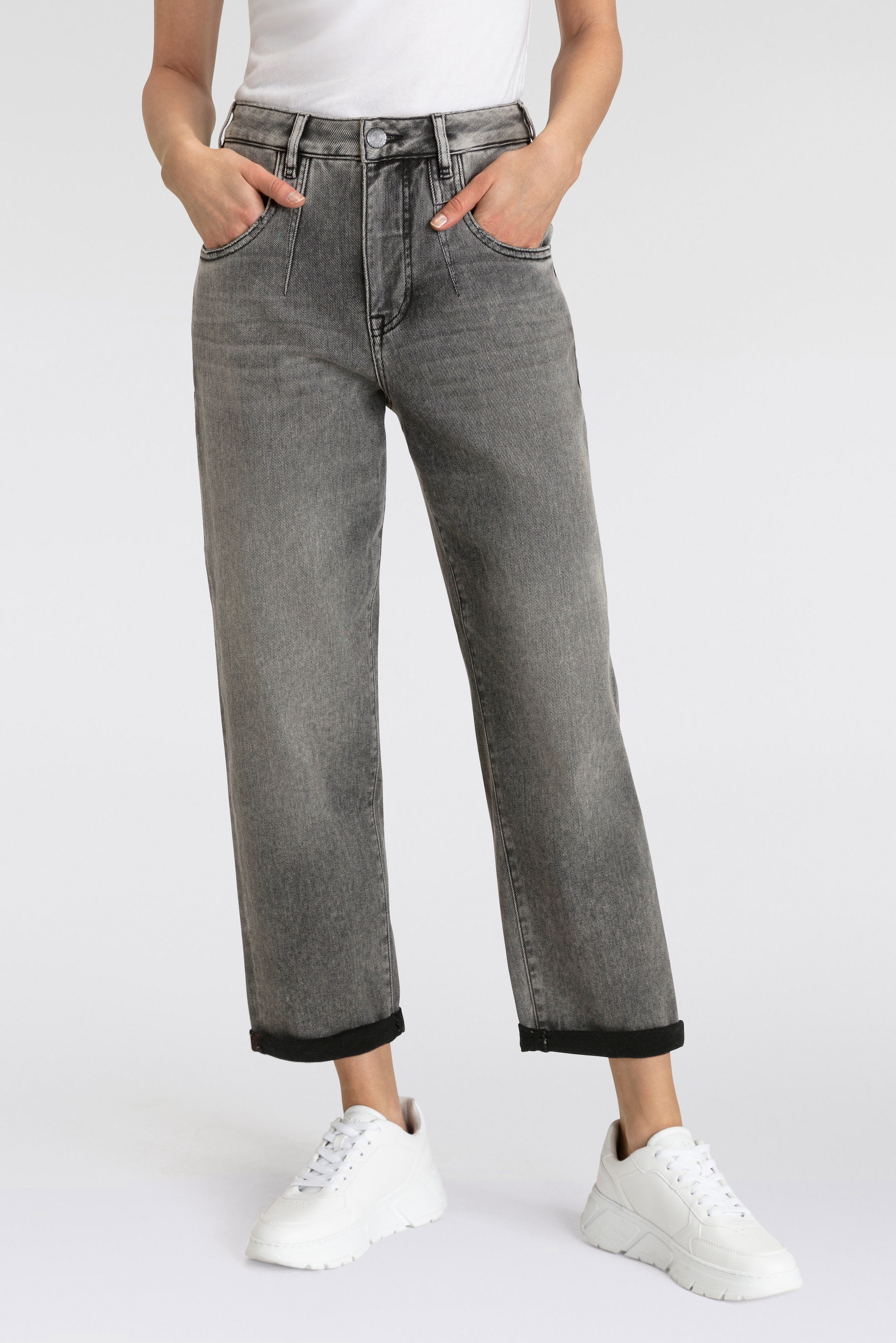 Loose-fit-Jeans »Brooke Organic Denim Brushed«, mit figurbetonenden Abnähern vorn