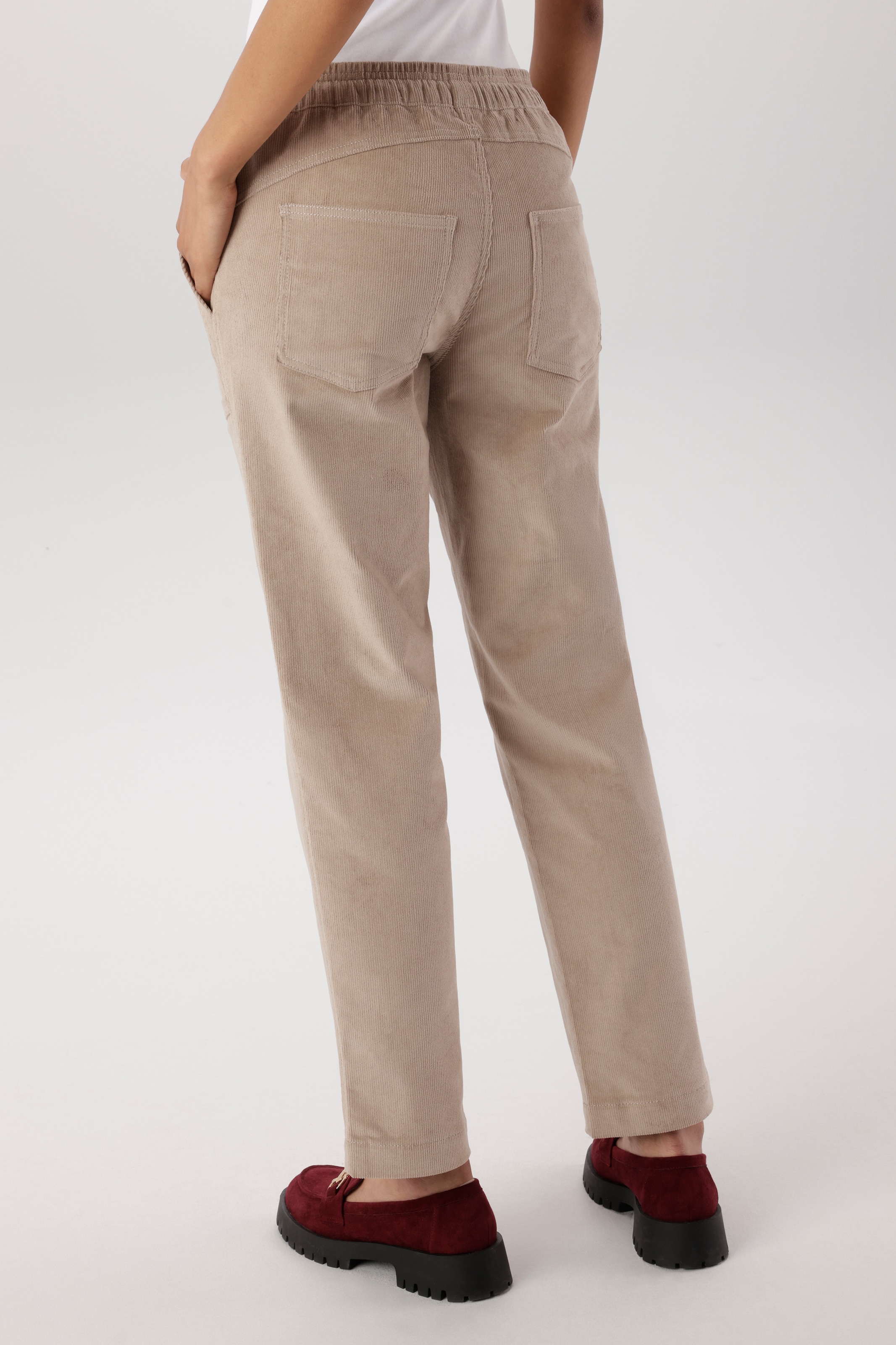 Aniston SELECTED Cordschlupfhose  aus elastischen Cord mit Eingriffstaschen - NEUE KOLLEKTION
