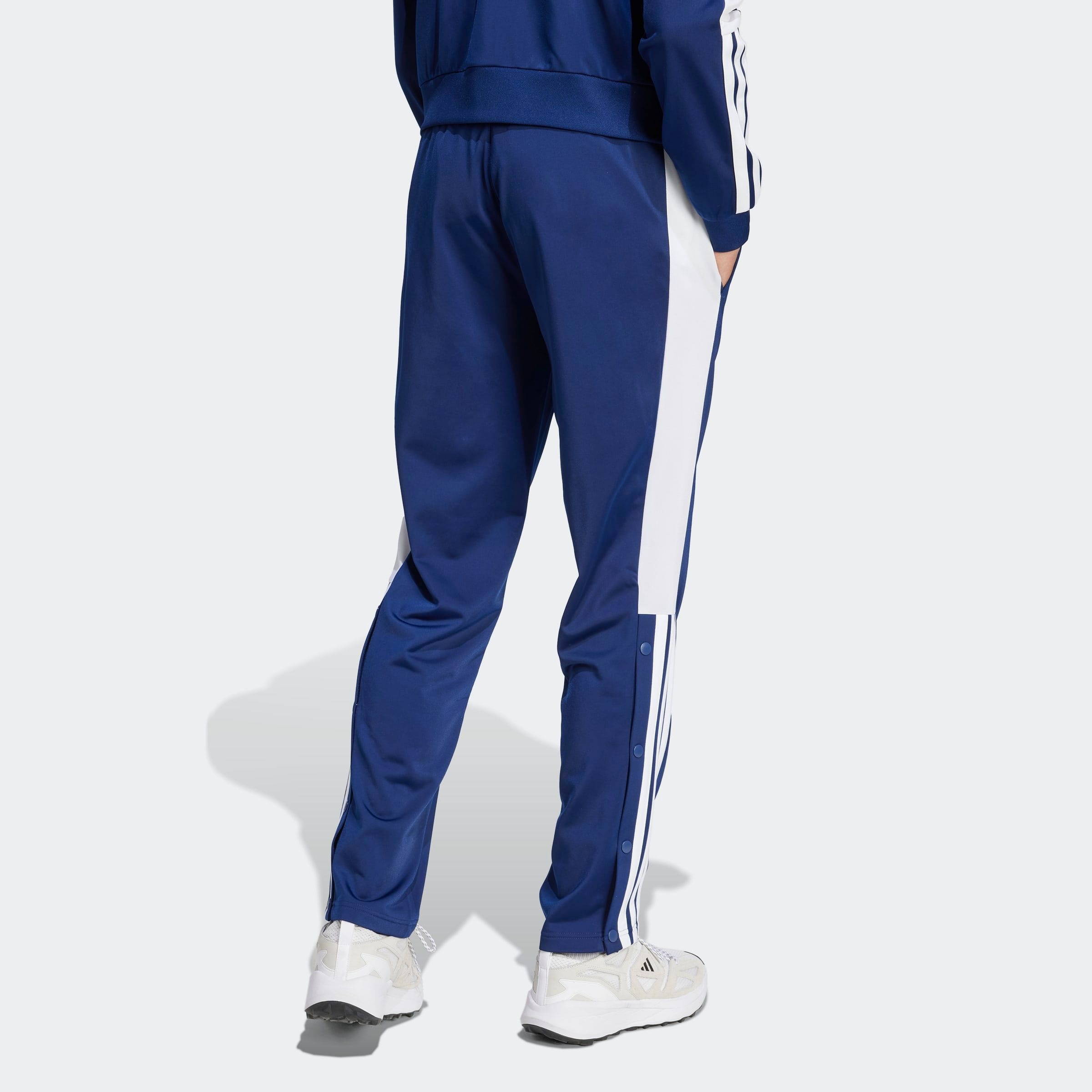 adidas Sportswear Sporthose "MIT DRUCKKNÖPFEN" sportlicher Look mit Colourb günstig online kaufen