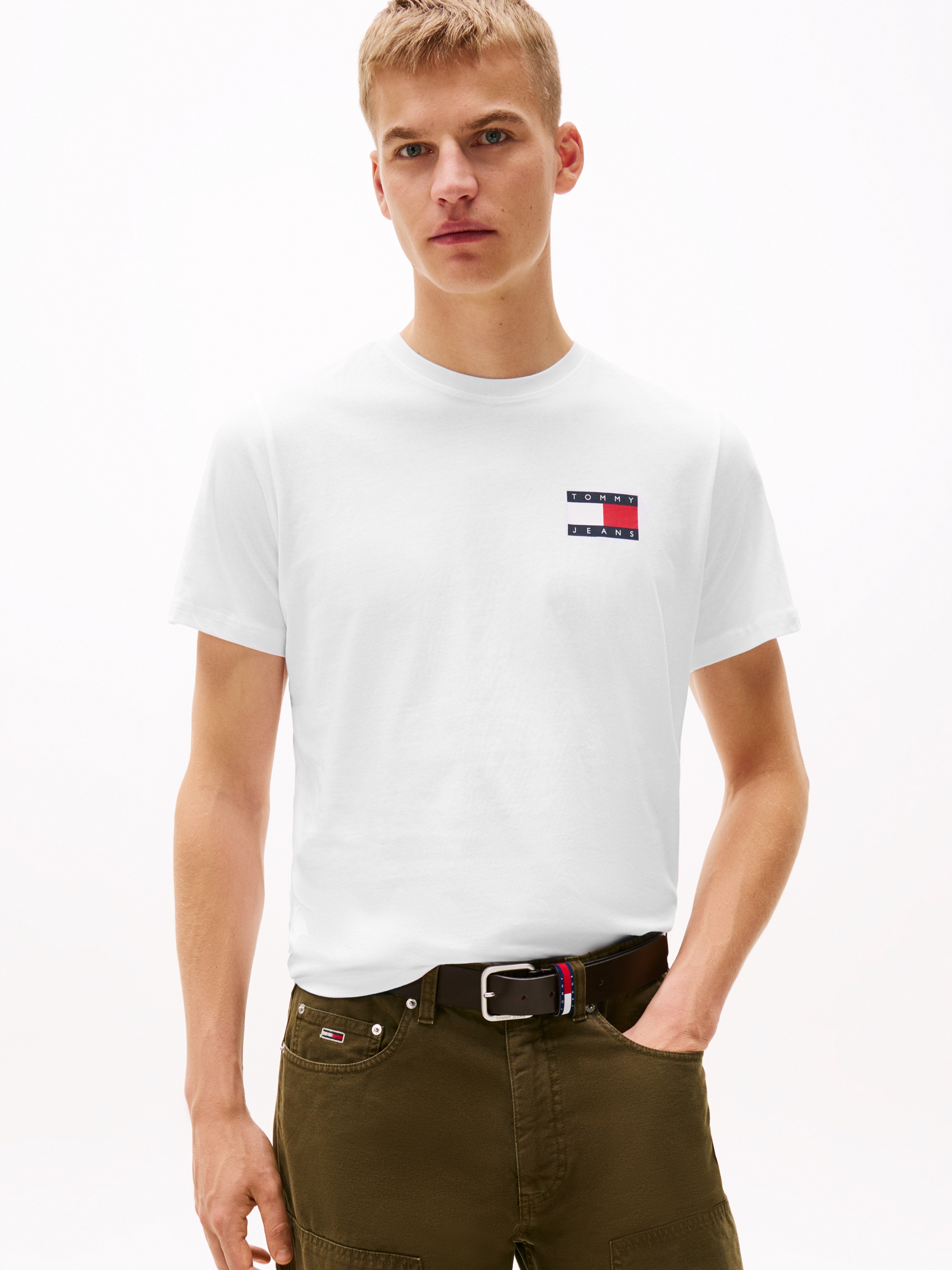 Tommy Jeans T-Shirt "TJM SLIM FIT ESSENTIAL FLAG" Mit Rundhalsausschnitt günstig online kaufen