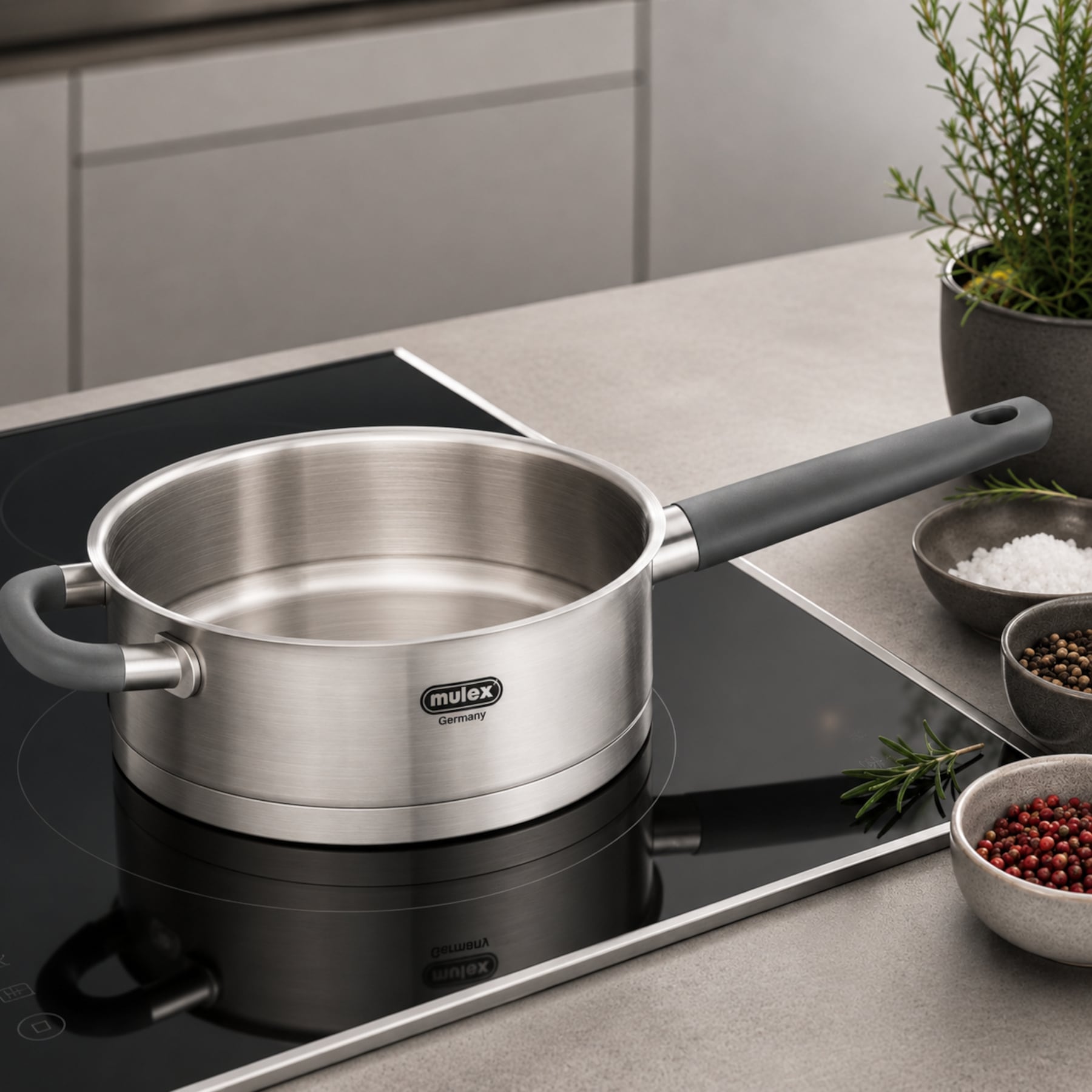 Mulex Bratpfanne »LUGANO« Edelstahl 18/10 1 Stk. tlg. Messskala, Schüttrand, Kapselboden, Ø 24 cm,  Induktion
