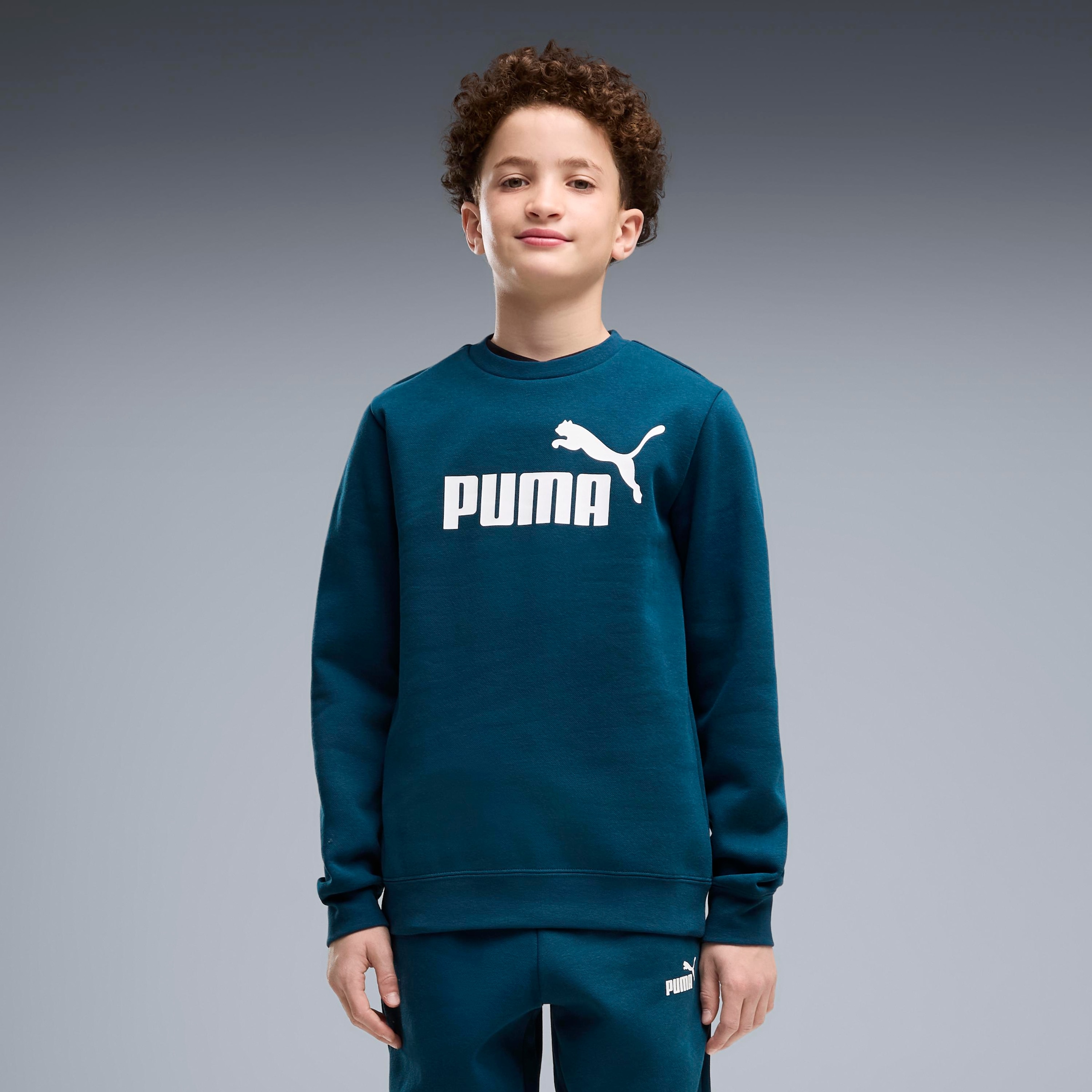 PUMA Trainingsanzug »ESS NO1 LOGO CREW SWEAT SUIT  FL B« 2 zweiteilig, entspannte Passform, ohne Kapuze