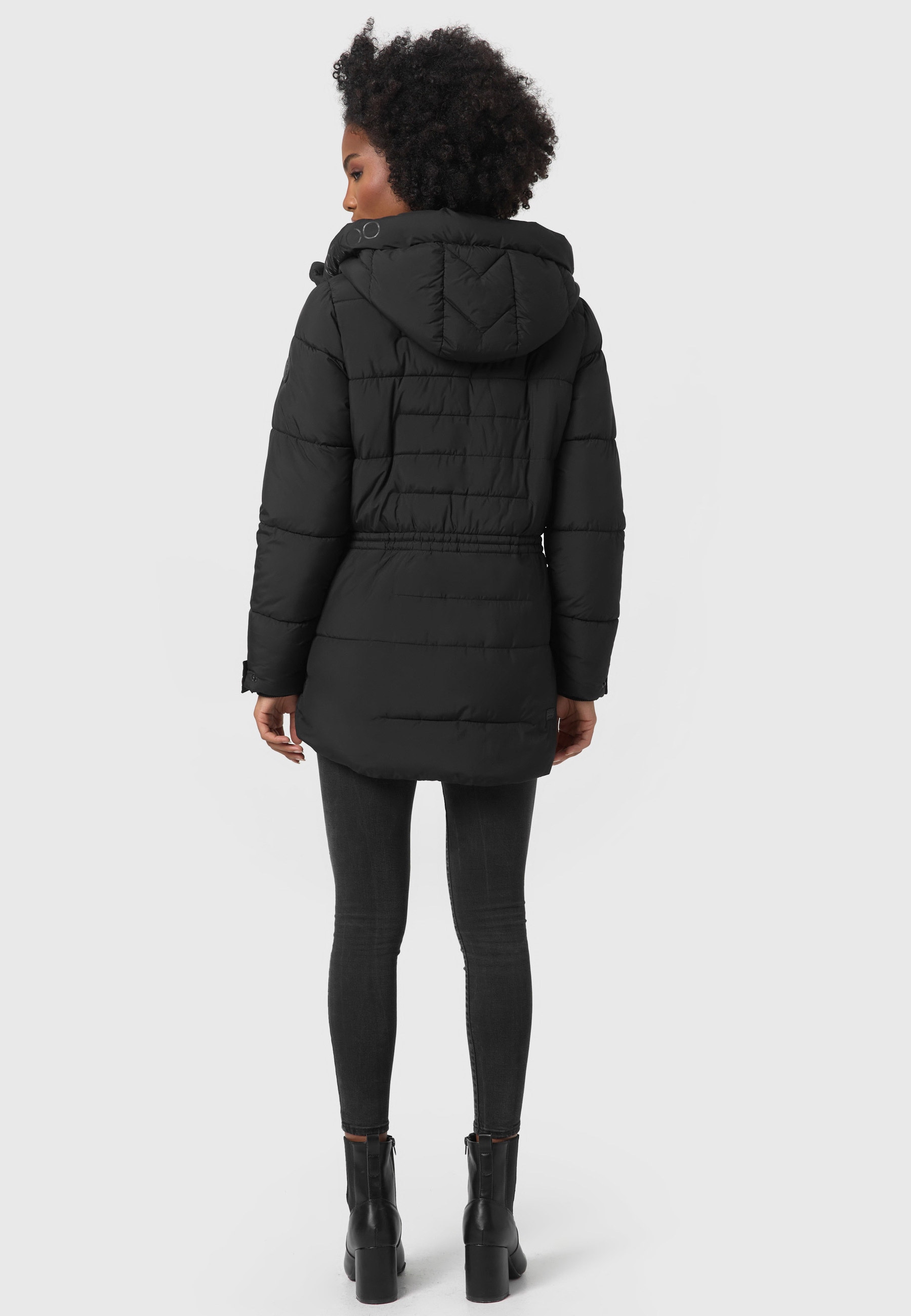 Marikoo Winterjacke »Akumaa«, mit tailliertem Schnitt