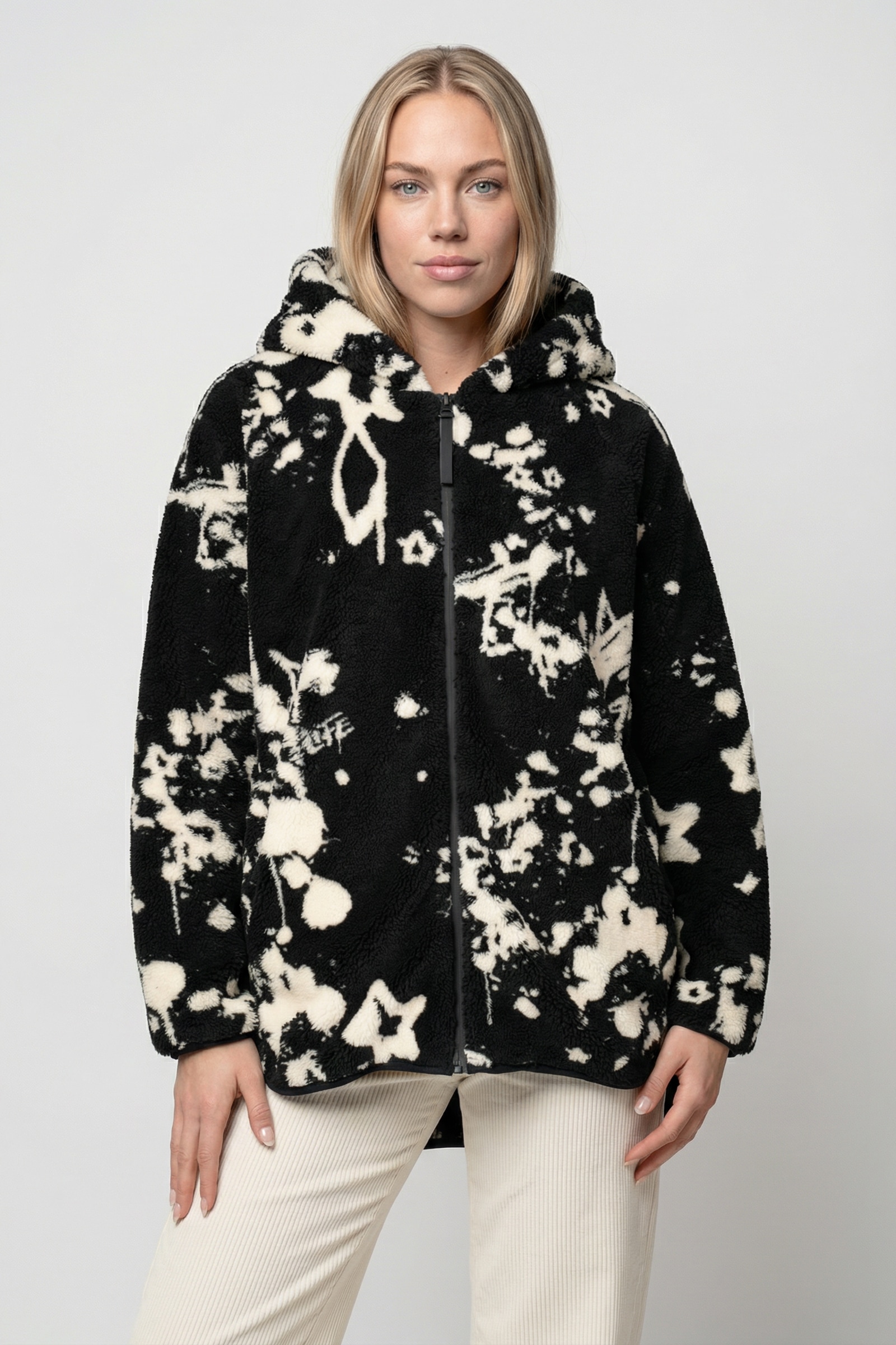 Alife & Kickin Sweatjacke »Damen JacquelineAK T Übergangsjacke, Jacke« leichte Kuschel-Jacke mit Stehkragen und Rei§verschluss