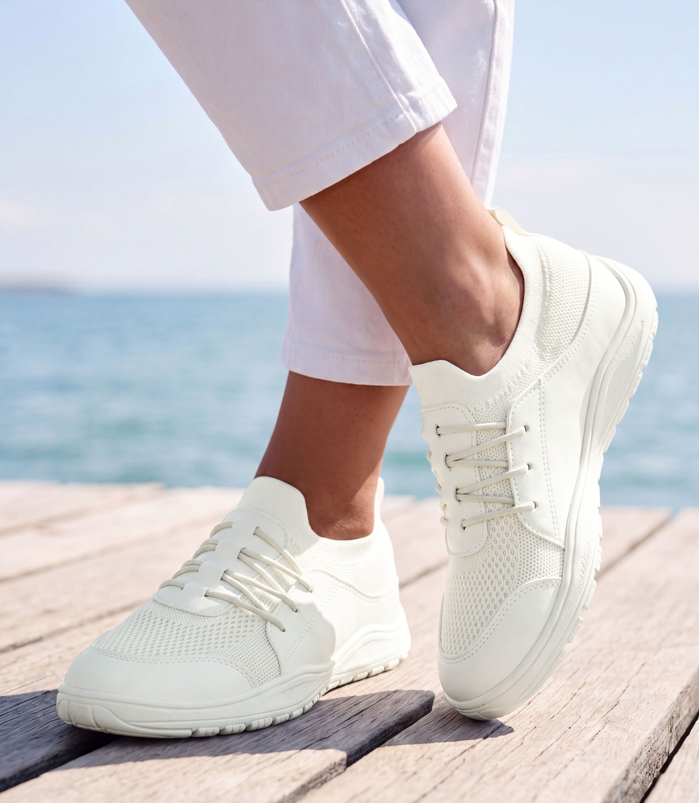 Vivance Sneaker »Slip-On, Freizeitschuhe, Fitnessschuhe«  mit Barfuß-Passform und breiter Zehenbox VEGAN