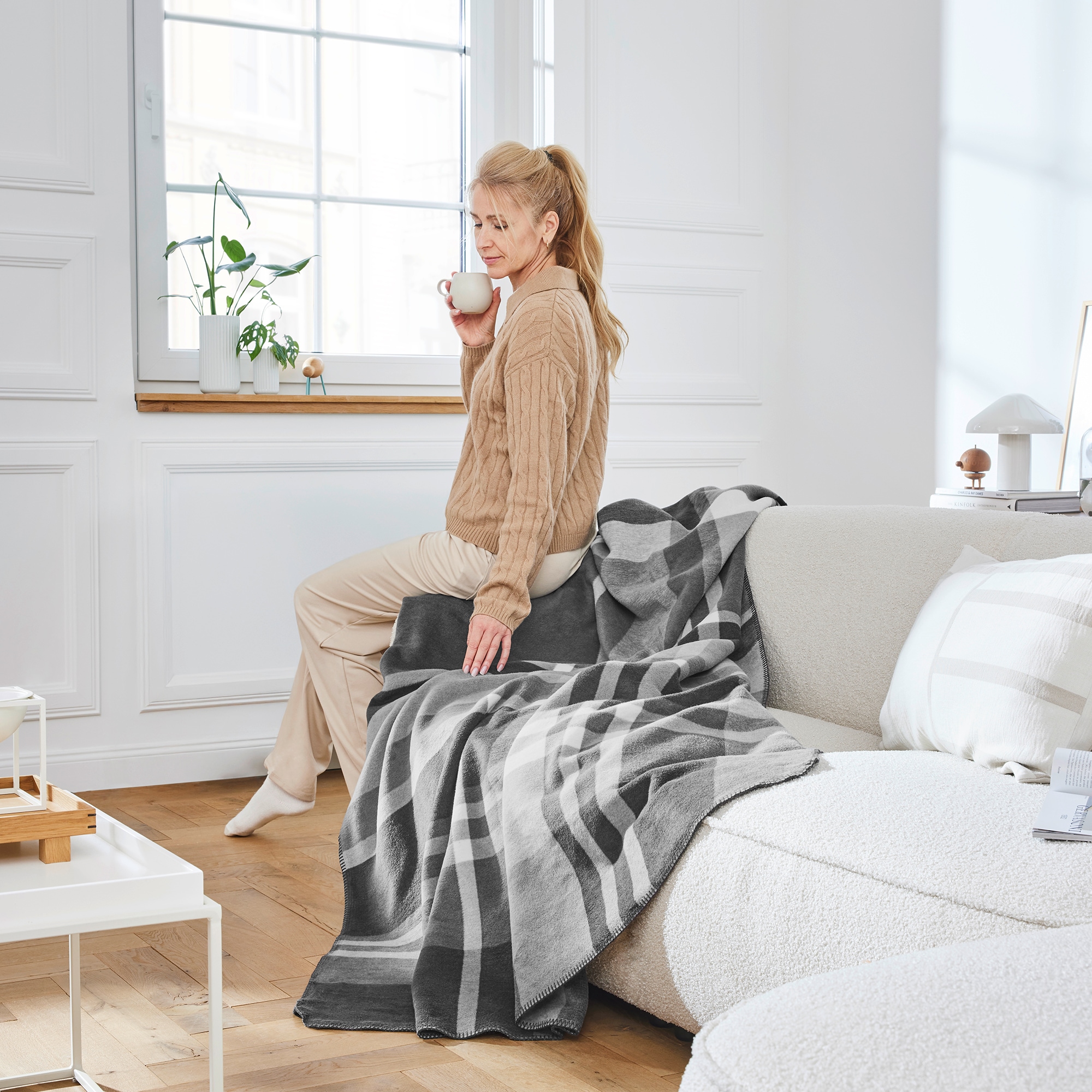 IBENA Wohndecke »Wohndecke Falkland«, mit zeitlosem Karo-Design
