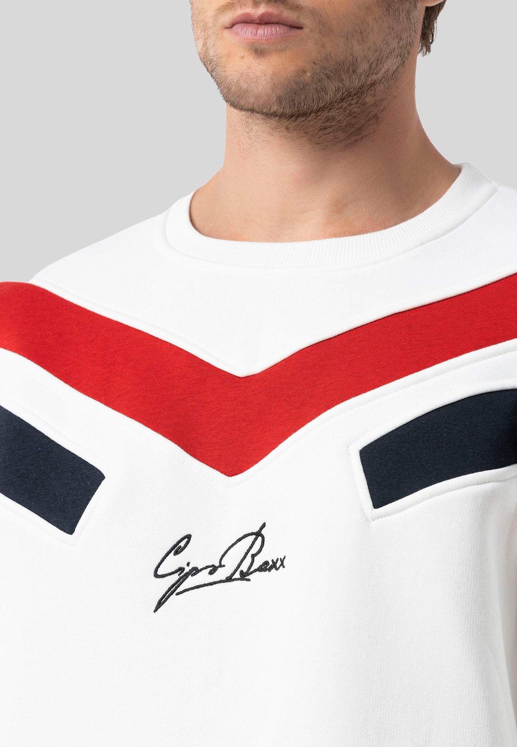 Cipo & Baxx Sweatshirt »Sweatshirts«, 1 Stk. mit modernem Streifen-Design
