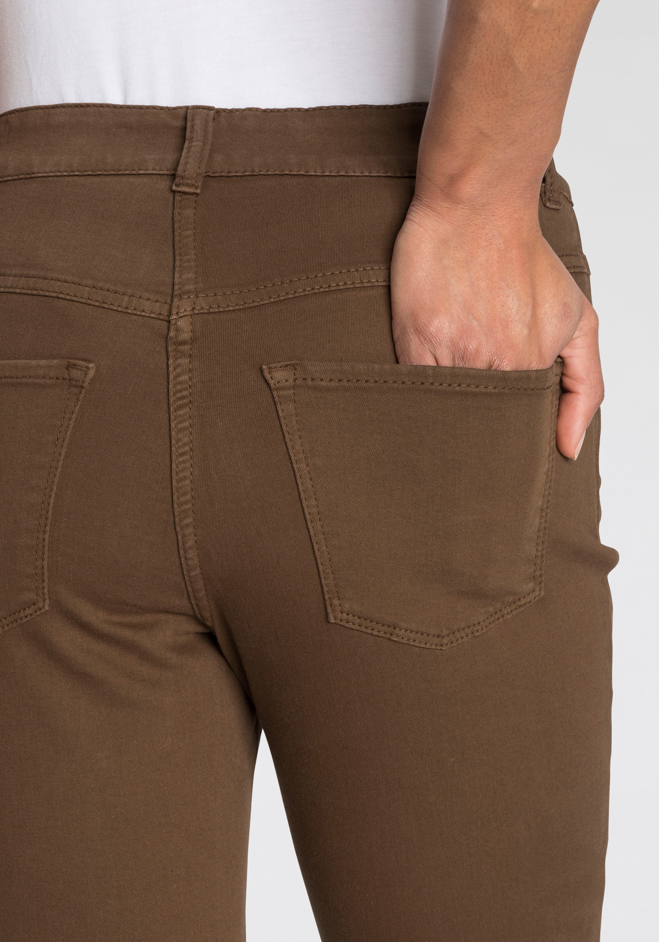 Tag »Hiperstretch-Skinny«, Skinny-fit-Jeans ganzen für bequem | den kaufen Power-Stretch BAUR Qualität MAC sitzt