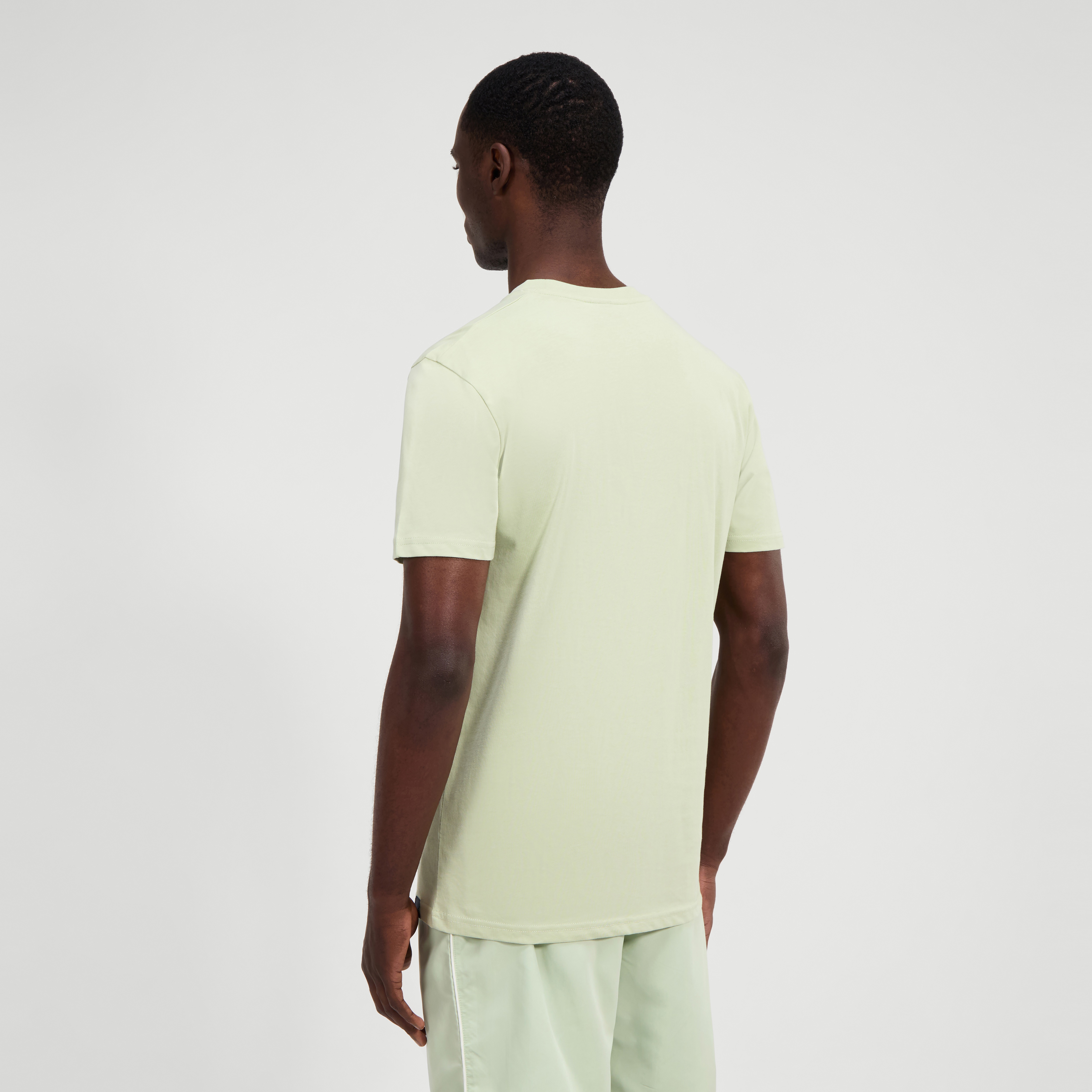 Thumbnail - Ellesse T-Shirt "OFFREDIAN TEE" für sportliche Aktivitäten, sportlicher Stil, aus Baumwolle