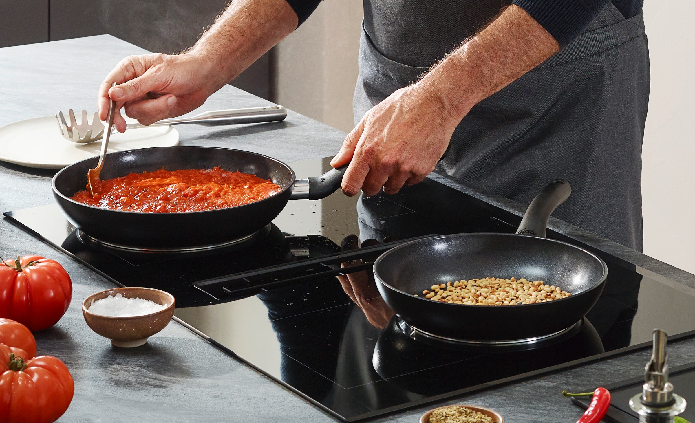Fissler Bratpfanne »Essential«, Aluminium, (1 tlg.), Made in Germany, HERGESTELLT OHNE PFAS/PTFE, KERAMIK-BESCHICHTET