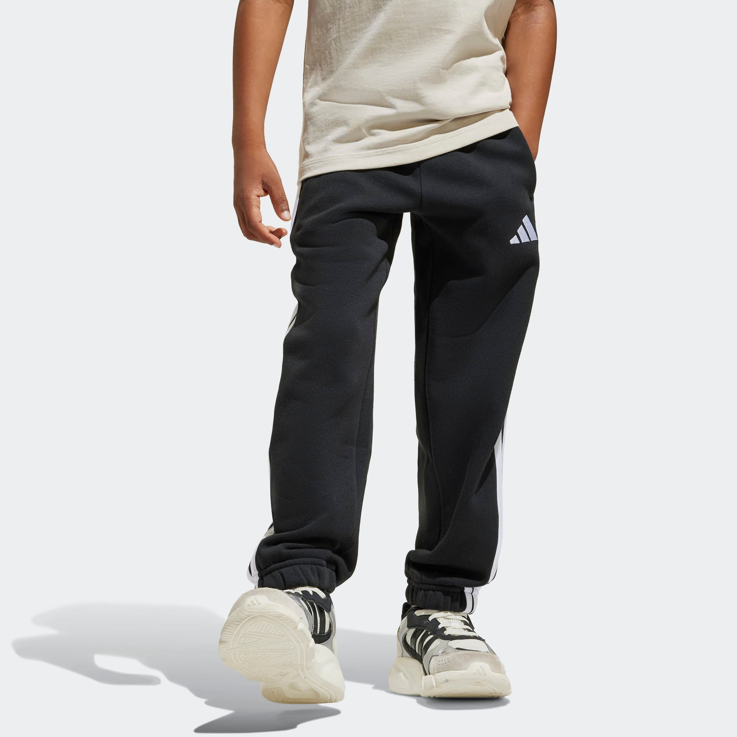 adidas Sportswear Sporthose "ESSENTIALS KIDS" sportlicher Stil, für Kinder, aus Baumwolle und Polyester