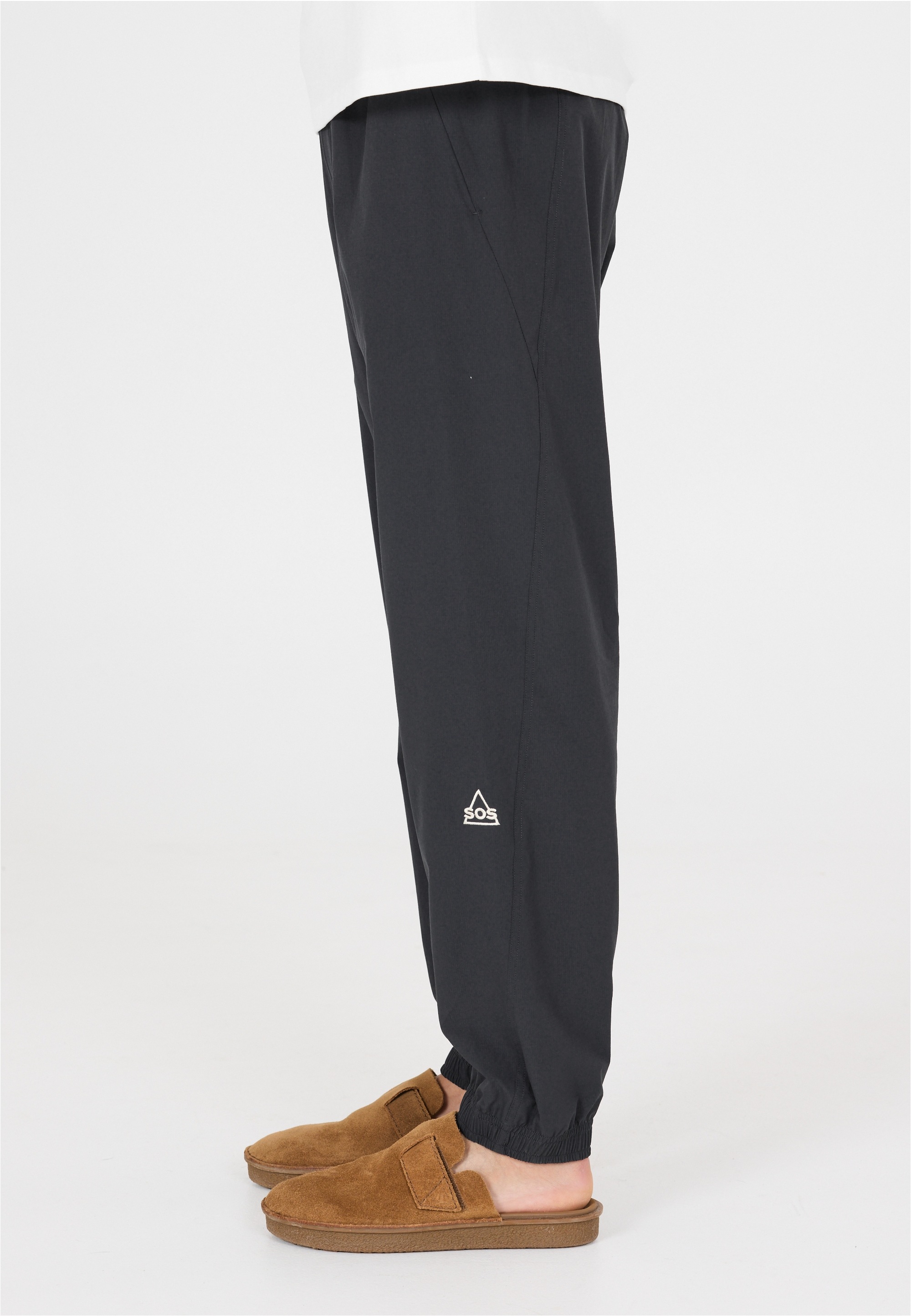 SOS Sweathose »Mayon«, im vielseitigen und sportlichen Design