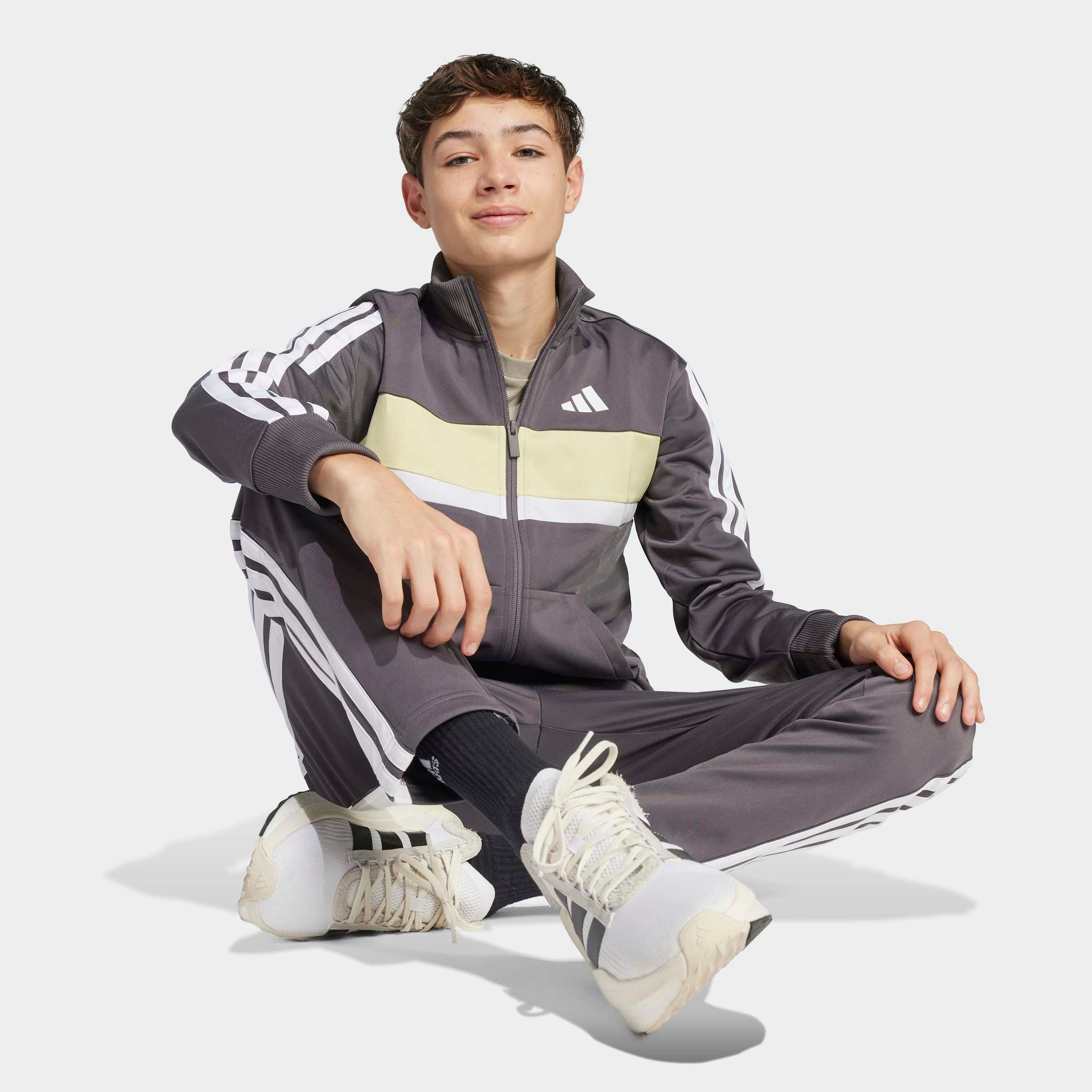 adidas Sportswear Trainingsanzug "SEASONAL ESSENTIALS TIBERIO 3-STREIFEN TRICOT KIDS" 2 Stk.