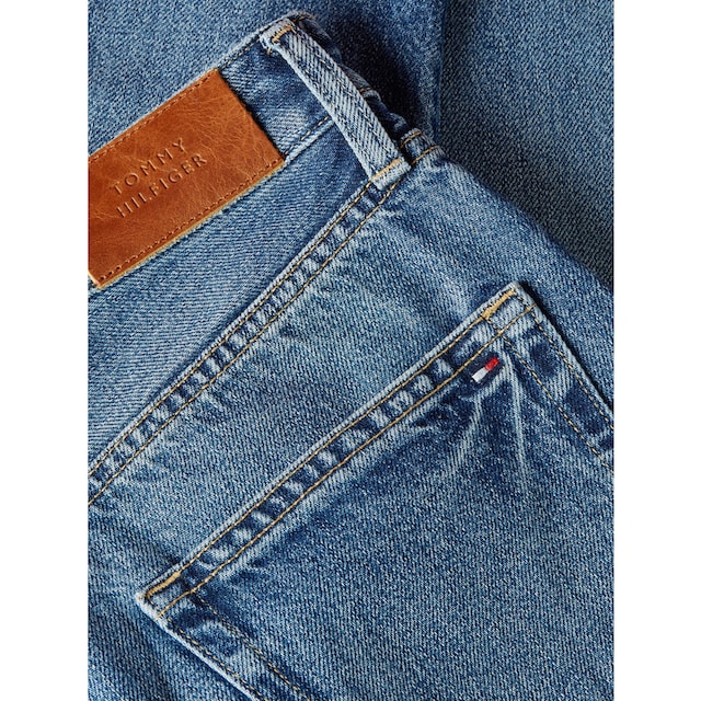 Tommy Hilfiger Straight-Jeans »LOOSE STRAIGHT RW KLO«, mit Lederlogopatch  online bestellen | BAUR