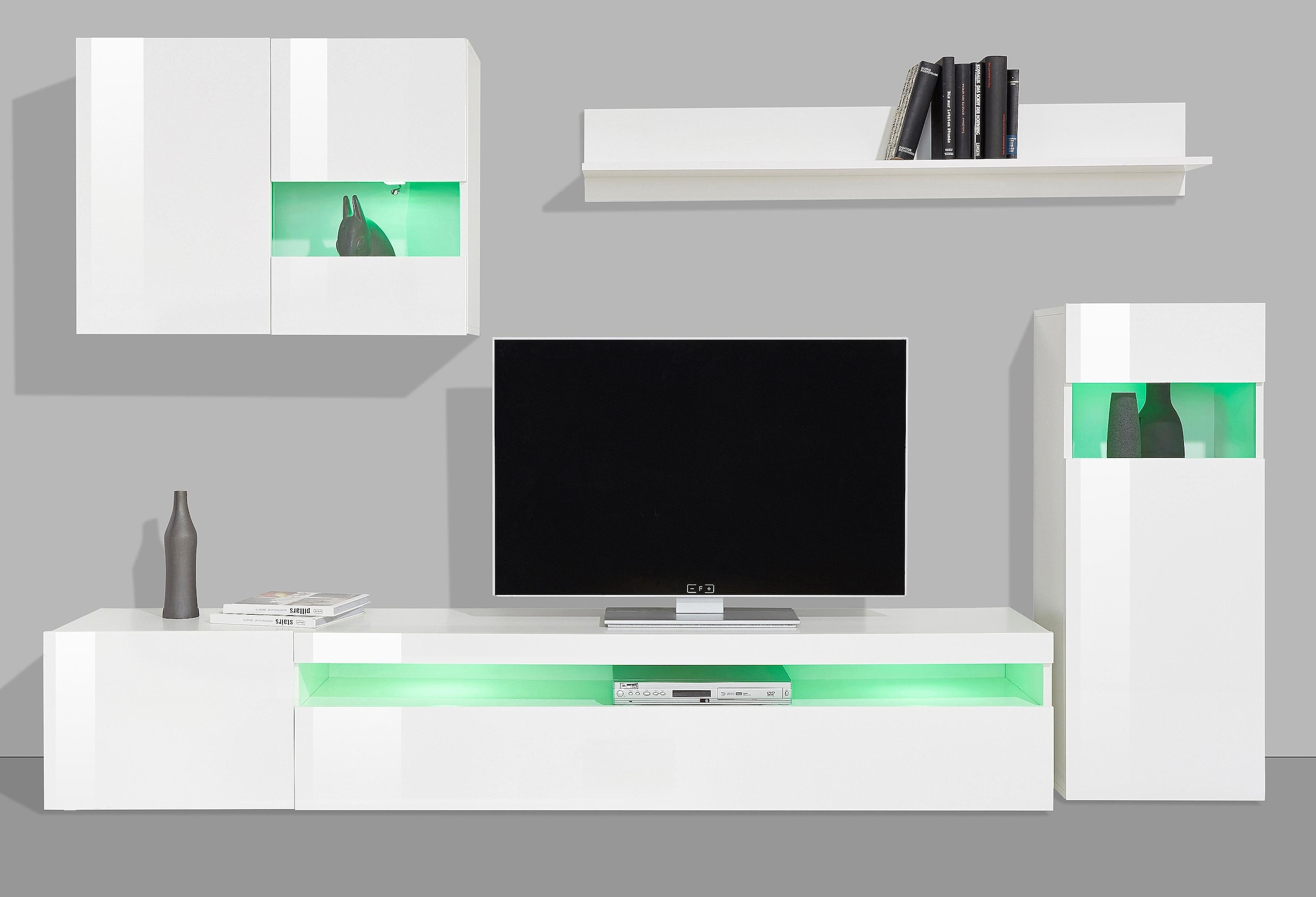 INOSIGN Wohnwand, (Set, 4 St., Set besteht aus 1 Hängevitrine, 1 Vitrine, 1 Lowboard und 1 Wandregal), weiß Korpus/ Front in Hochglanz, ohne Beleuchtung