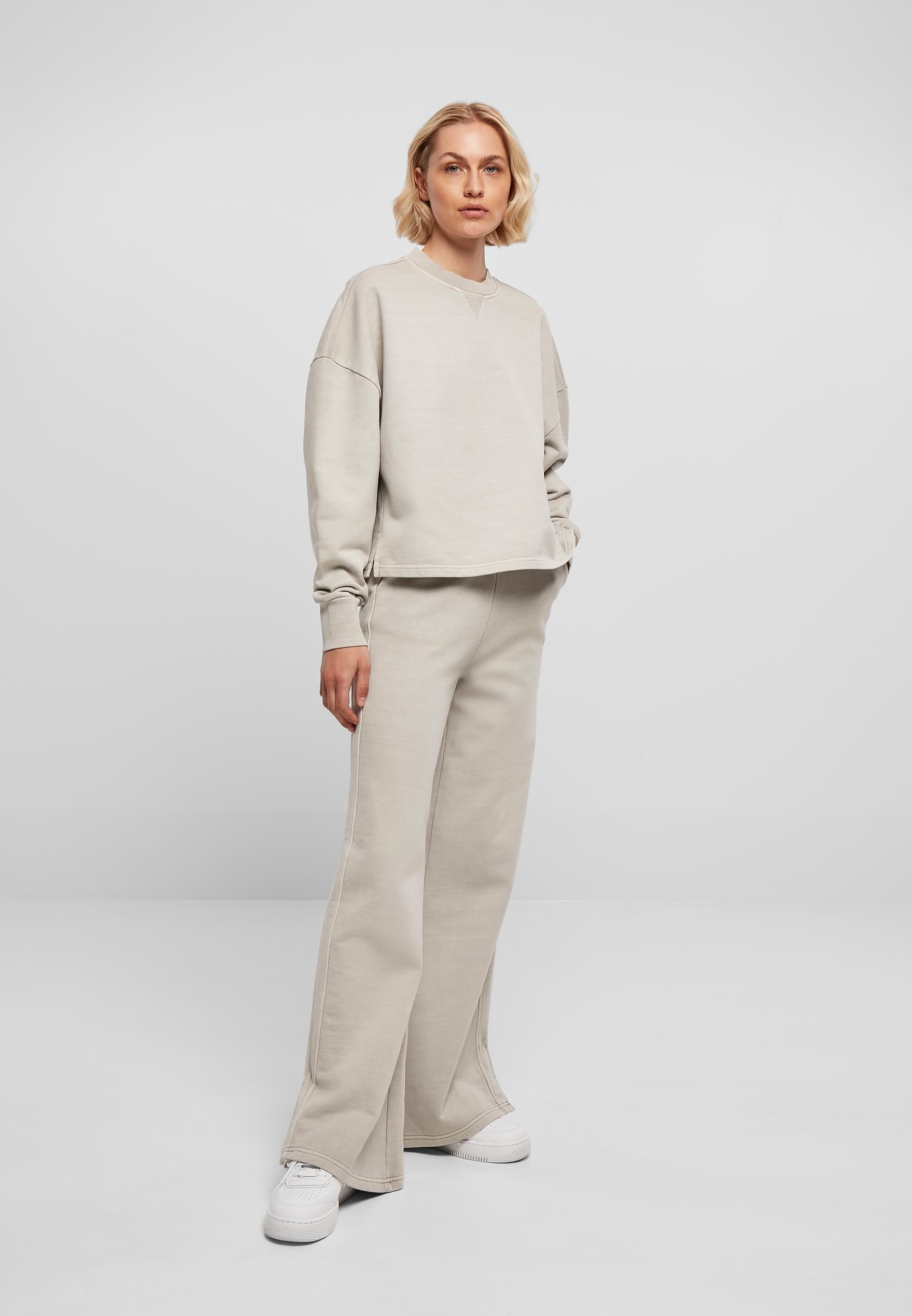 URBAN CLASSICS Sweater »Urban Classics Damen Ladies Heavy Terry Garment Dye Crewneck«, (1 tlg.)