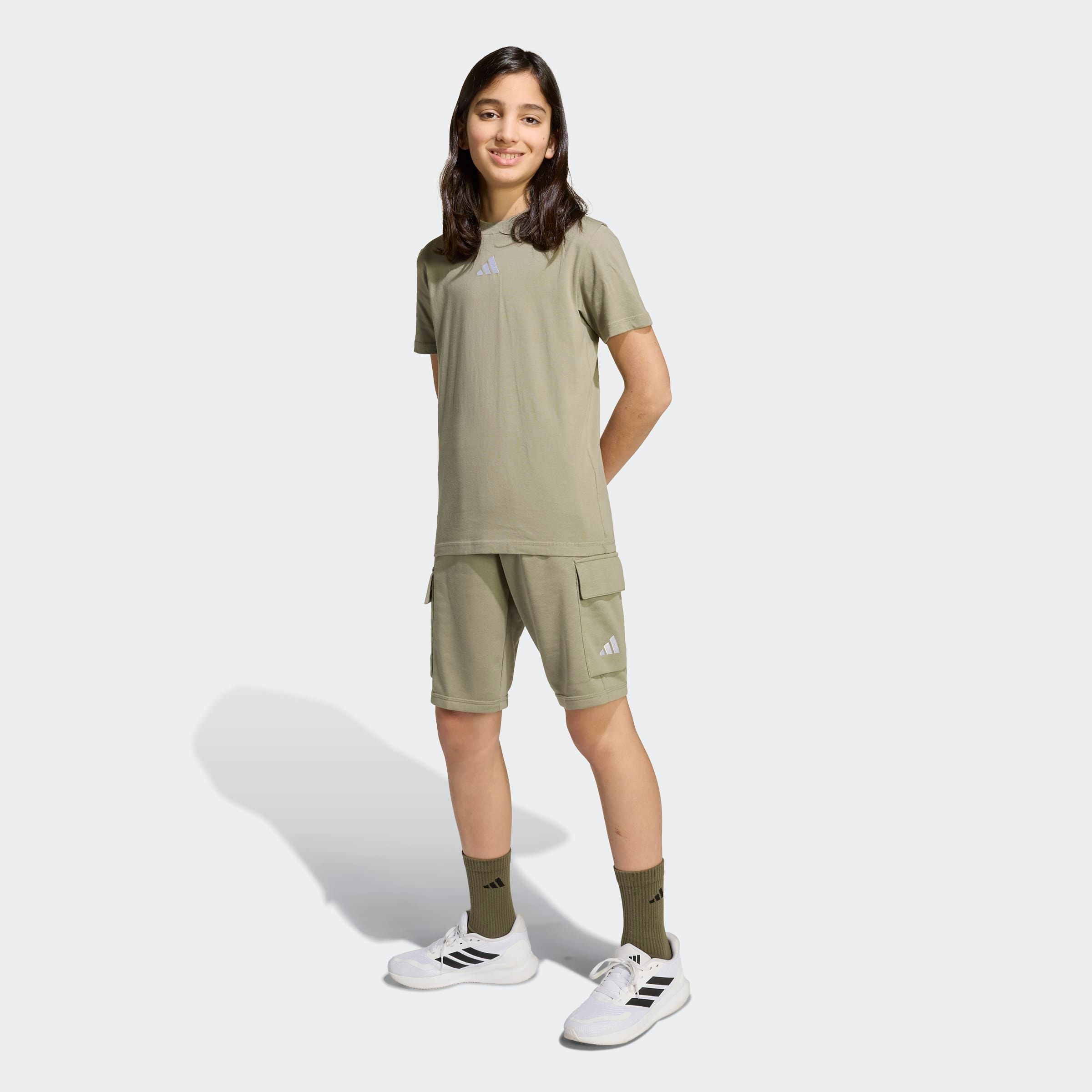 adidas Sportswear T-Shirt »J SL TEE 160« für Kinder, mit Rundhalsausschnitt, ohne Verschluss, pflegeleicht