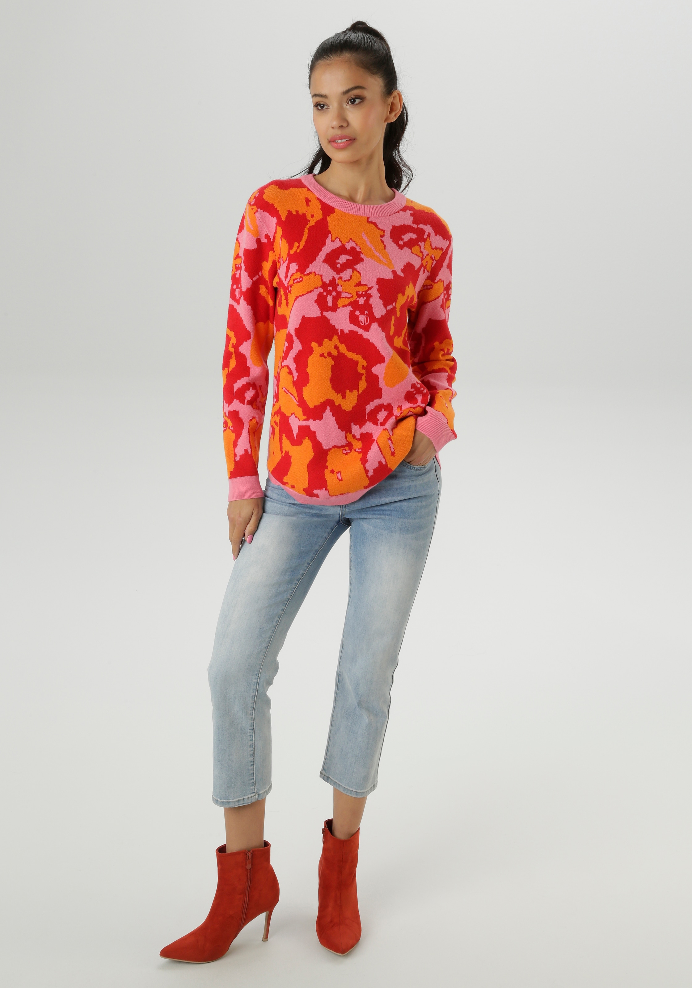 Aniston SELECTED Strickpullover, im auffälligen, floralen Muster und kräftigen Farben - NEUE KOLLEKTION