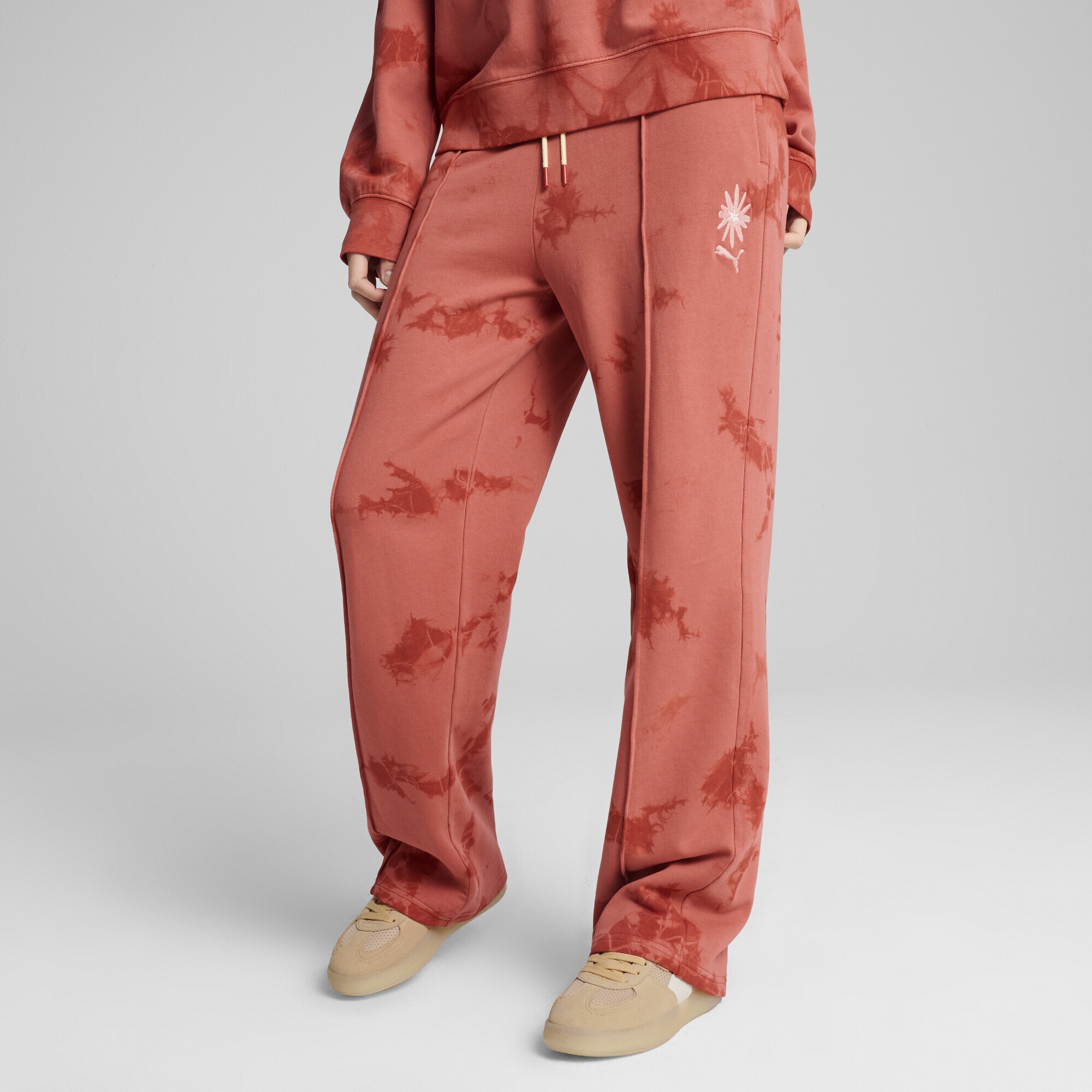 PUMA Sporthose »WARDROBE ESS FLORAL PACK Straight Fit Jogginghose mit Waschung«
