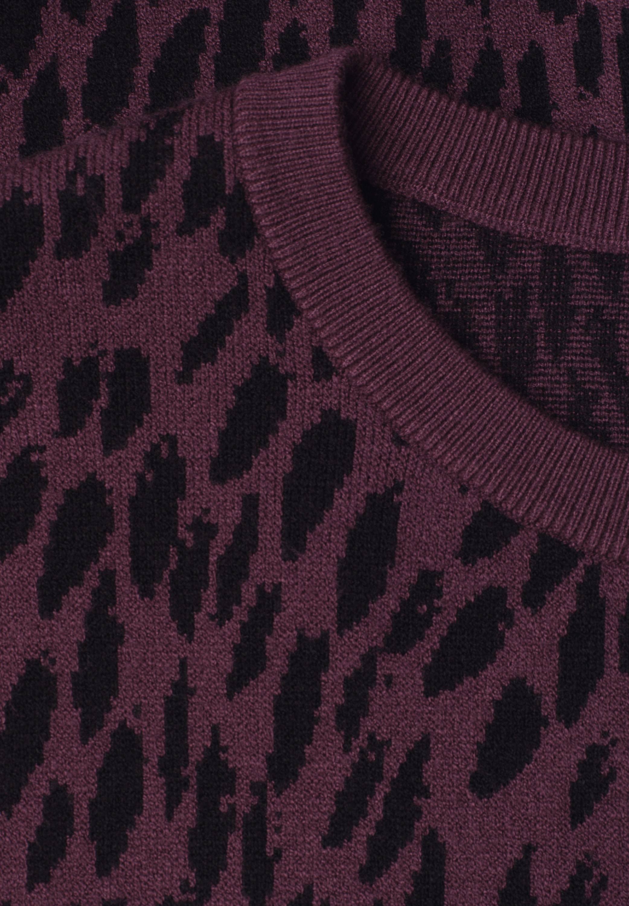 STREET ONE Kurzarmpullover mit Leomuster