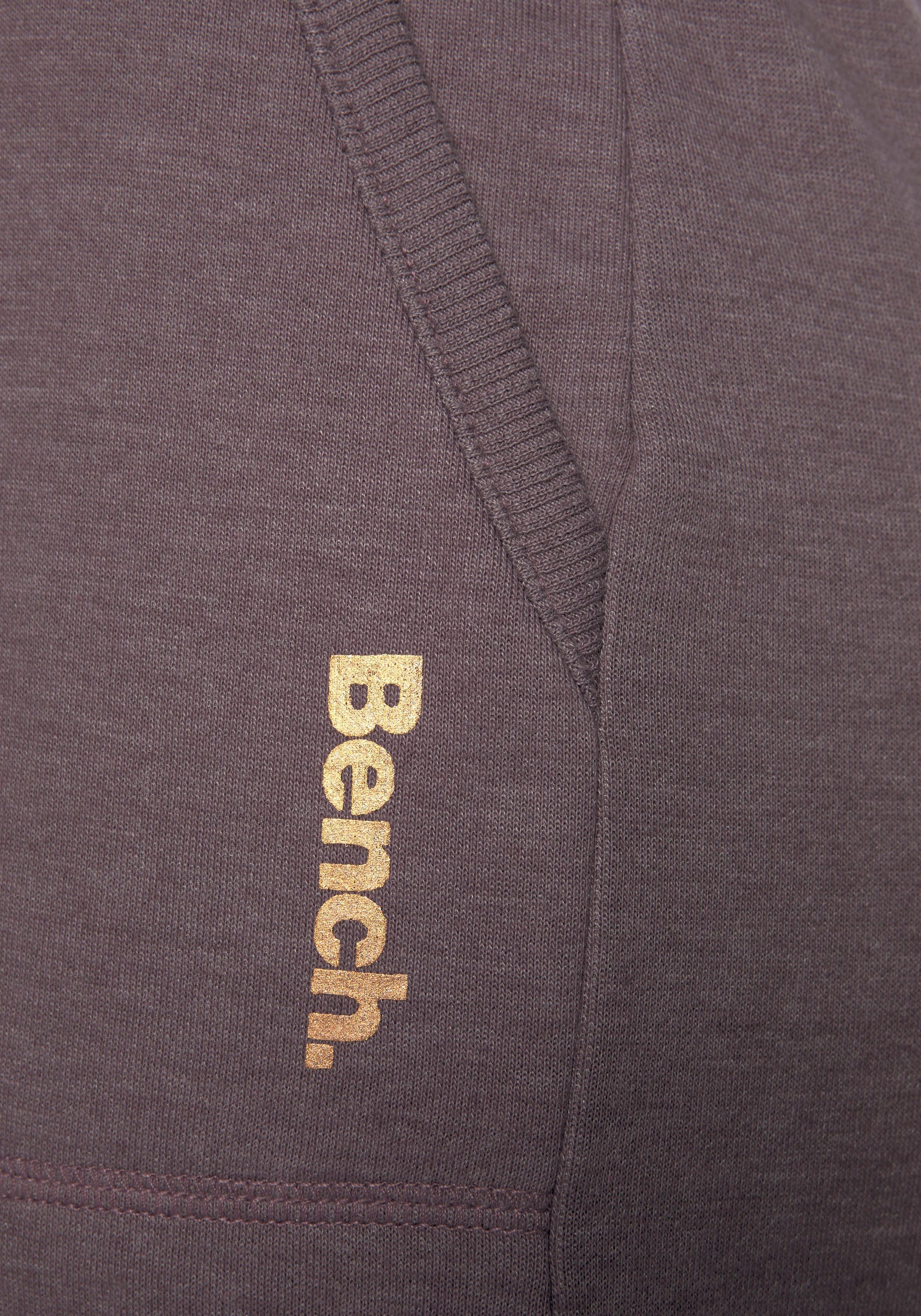 Bench. Loungewear Loungehose »-Sweathose«, mit aufgesetzten Taschen, Loungeanzug