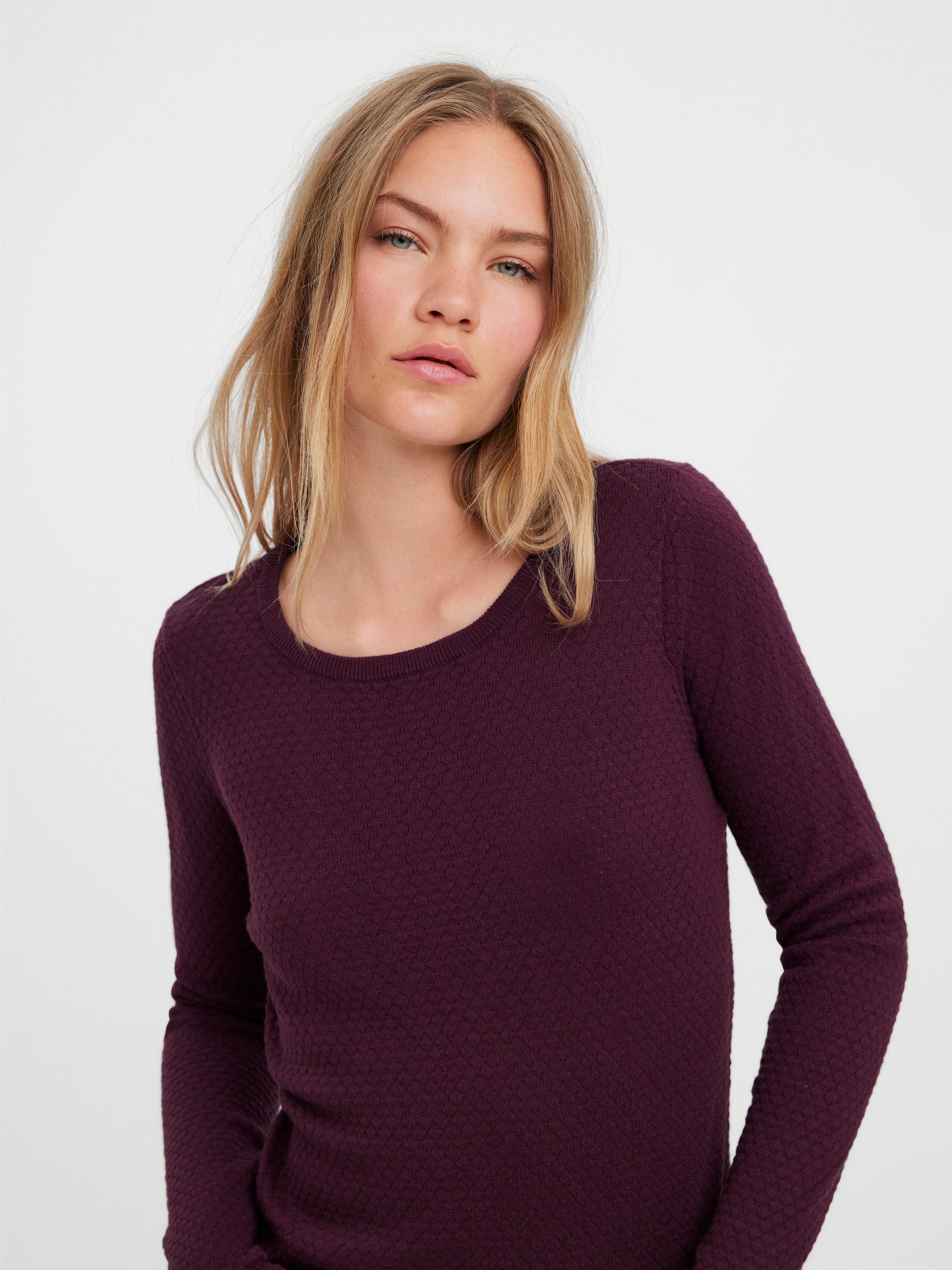 Thumbnail - Vero Moda "VMCARE STRUCTURE LS O-NECK BLOUSE" aus Bio-Baumwolle