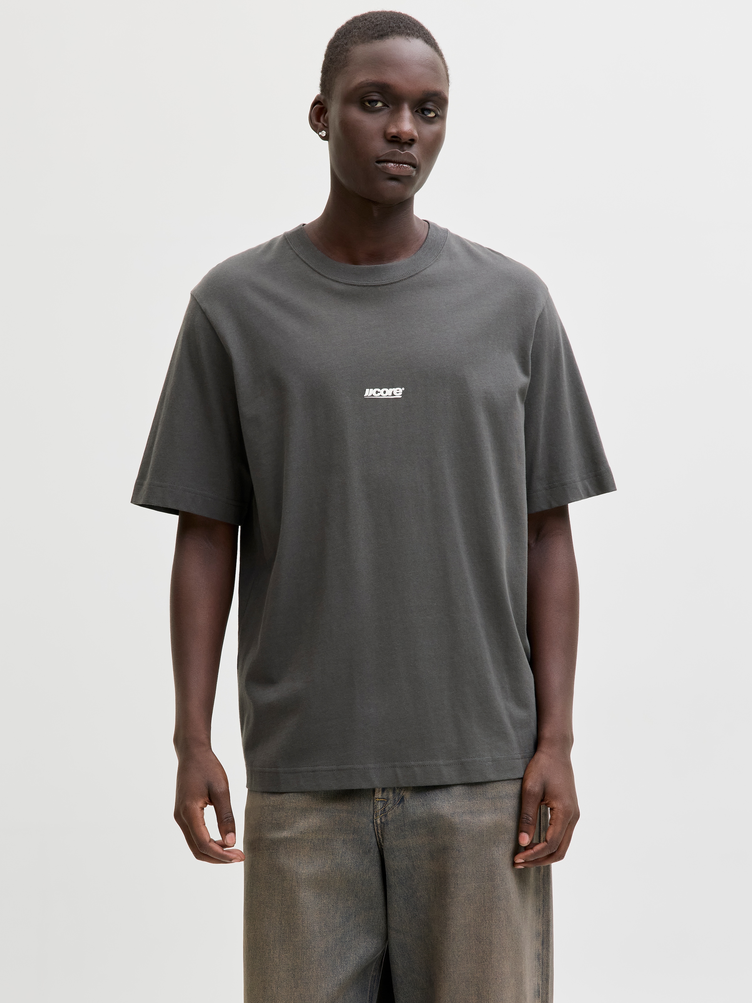 Jack & Jones T-Shirt »JCOCLUB BACK TEXT PRNT TEE SS CREW SN« mit Print