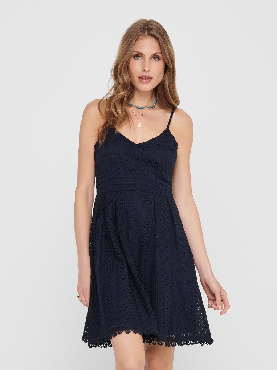 ONLY Trägerkleid "ONLHELENA LACE S/L SHORT DRESS WVN", mit Spitzen-Detail günstig online kaufen