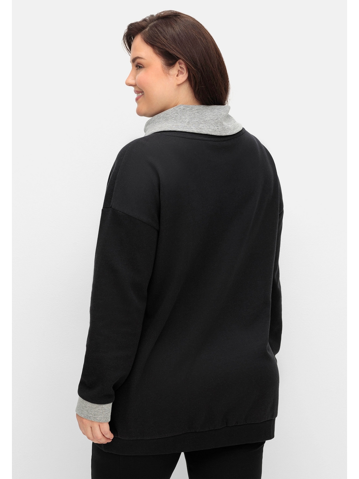 Sheego Sweatshirt »Große Größen«, mit weitem Kragen und Kontrastdetails