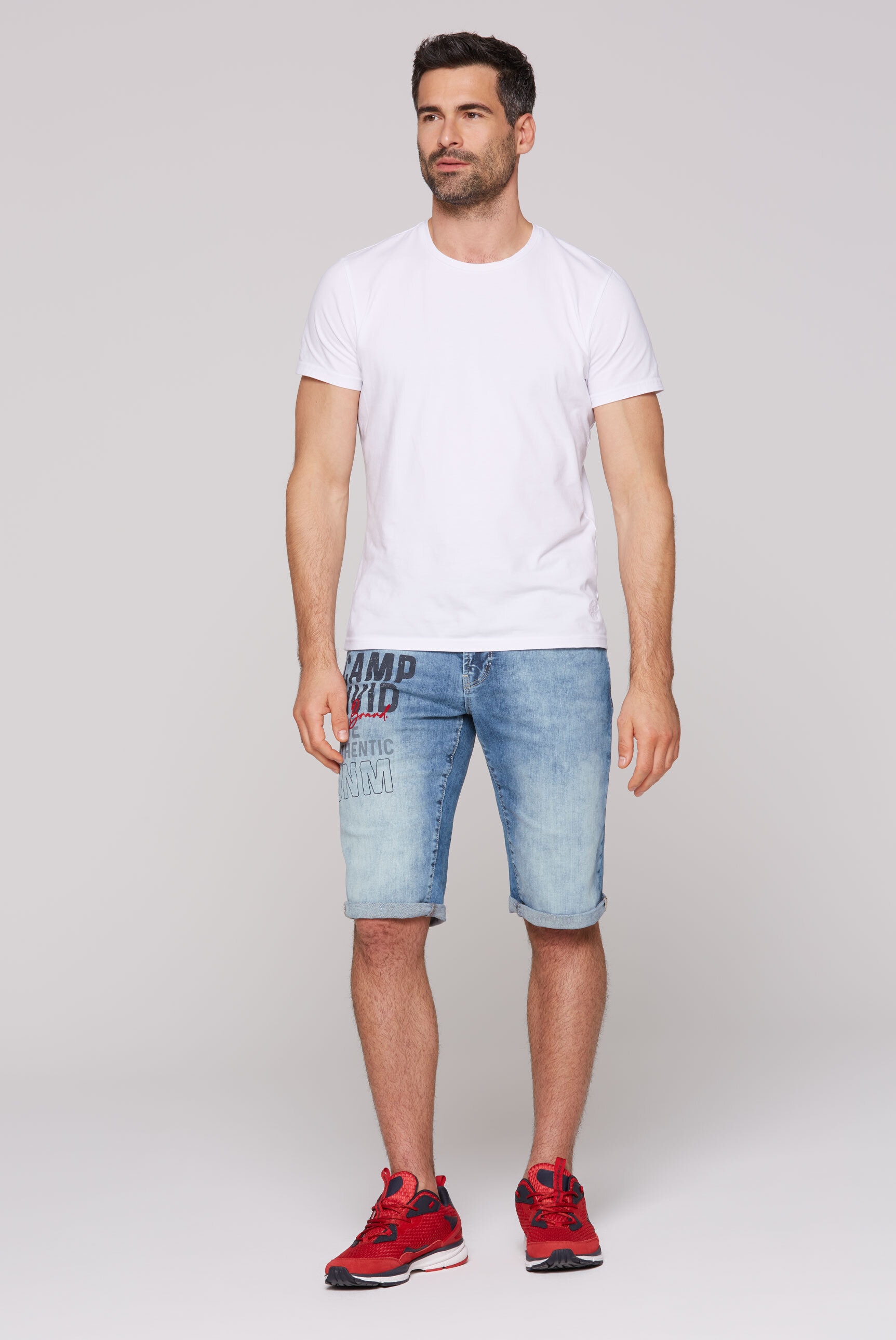 CAMP DAVID Jeansshorts, mit Turn-Up Saum