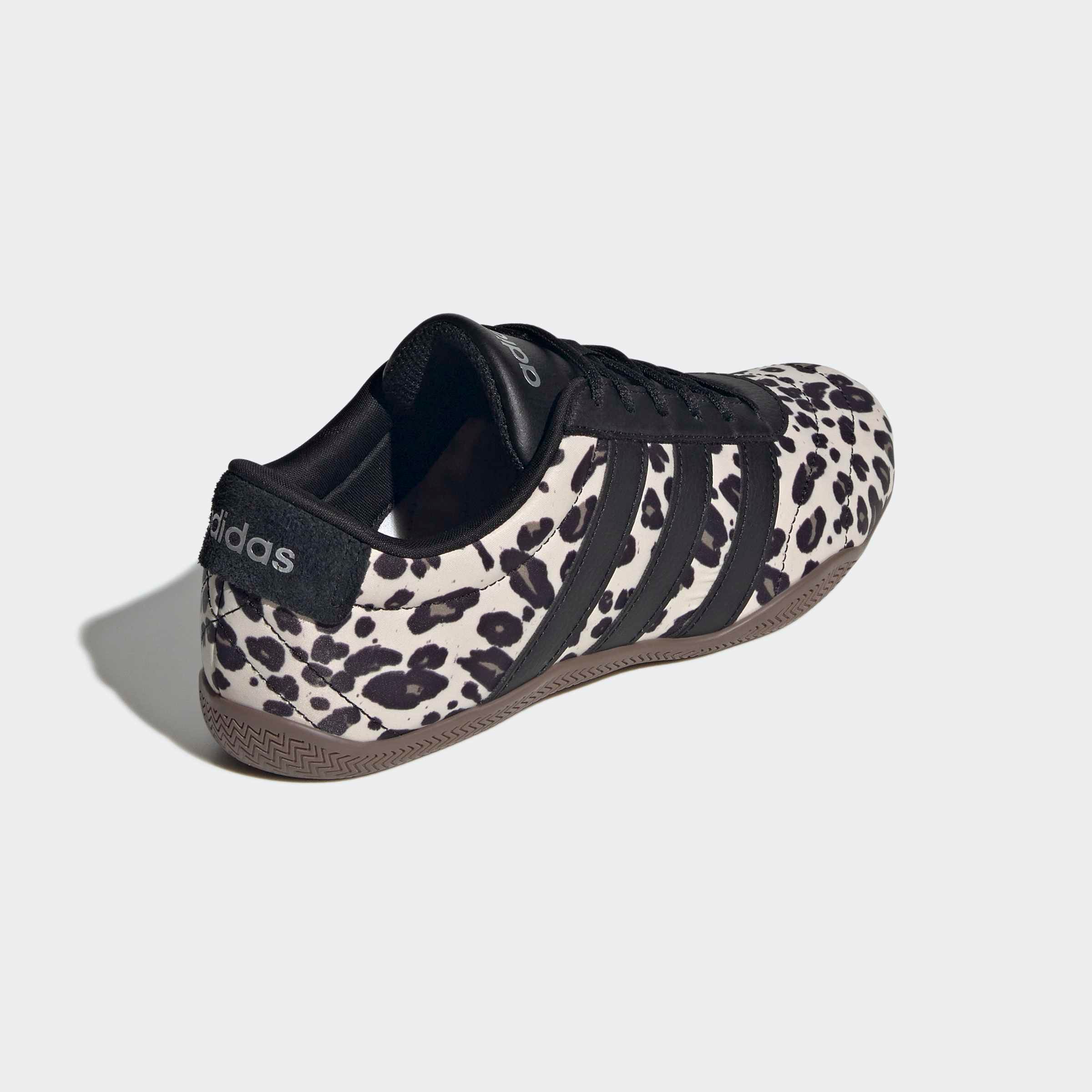adidas Sportswear Sneaker »GRAND COURT LO«  mit Leo Muster