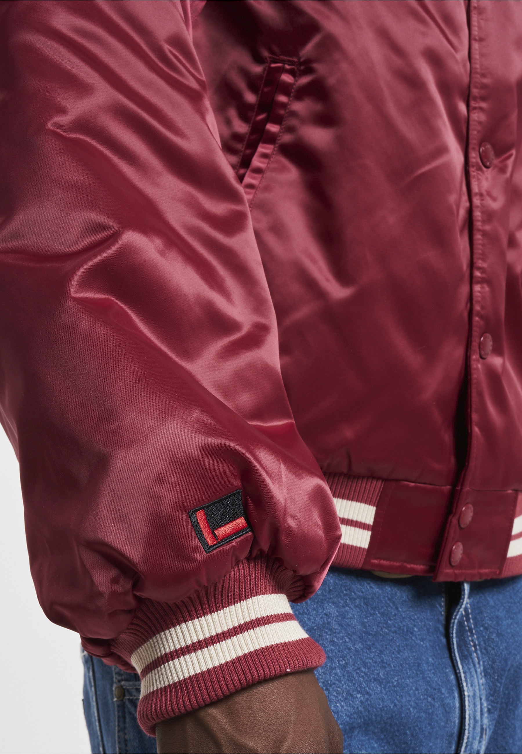 Fubu Bomberjacke »Fubu Herren FM233-001-2 FUBU College Satin Varsity Jacket« 1 Stk. tlg. ohne Kapuze