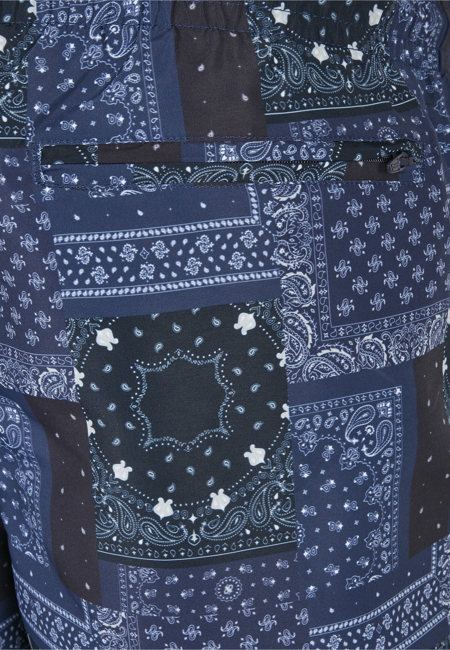 URBAN CLASSICS Badeshorts »Urban Classics Herren Pattern Swim Shorts«