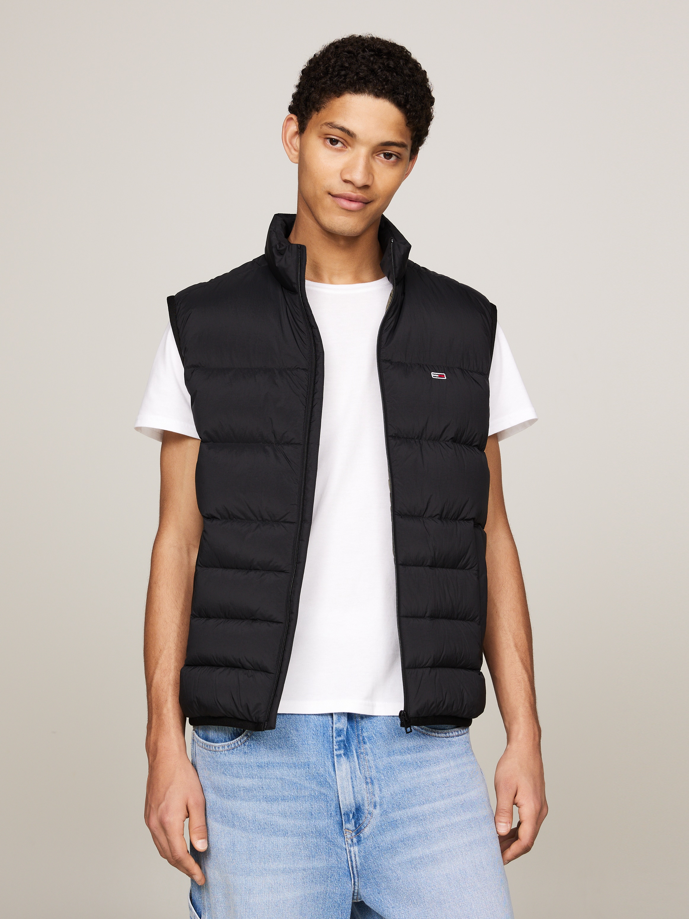 Tommy Jeans Steppweste "TJM LIGHT DOWN VEST", mit Logostickerei günstig online kaufen