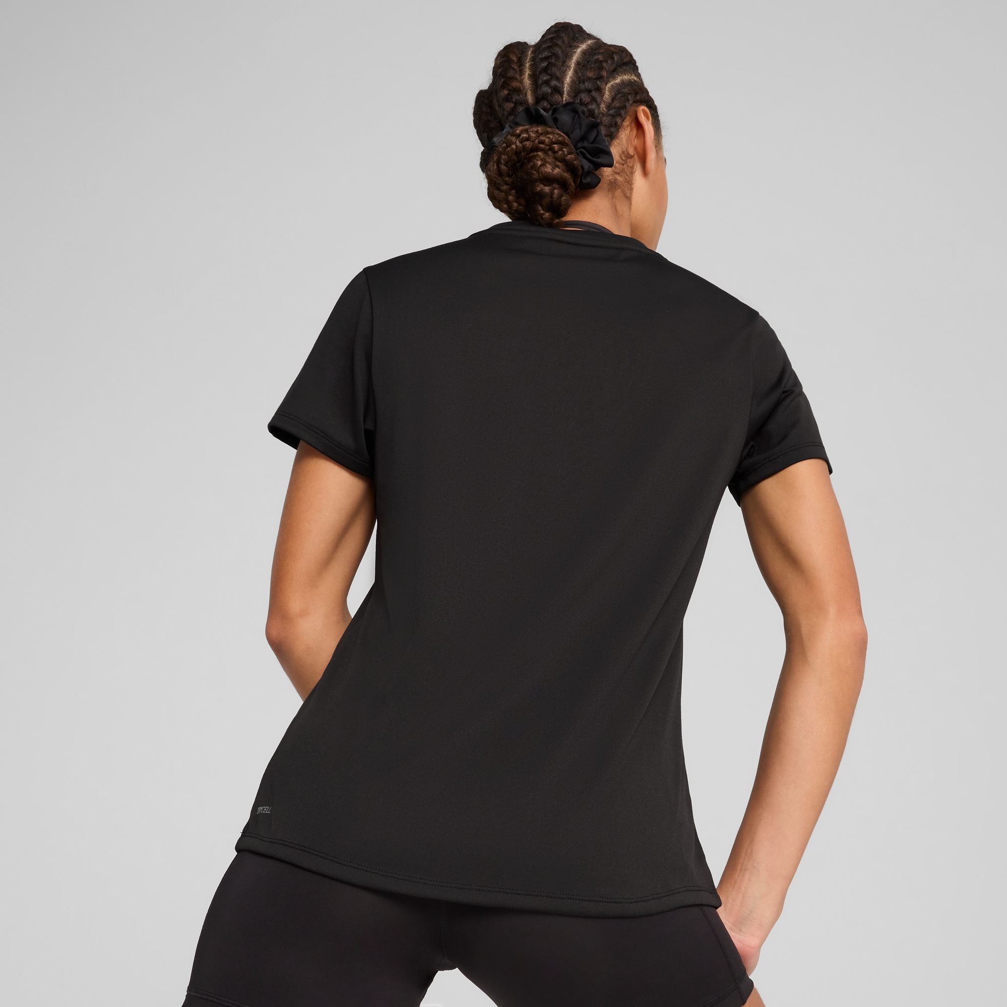 PUMA Trainingsshirt "W TAD ESSENTIAL VNECK TEE" körperbetonte Passform, mit günstig online kaufen