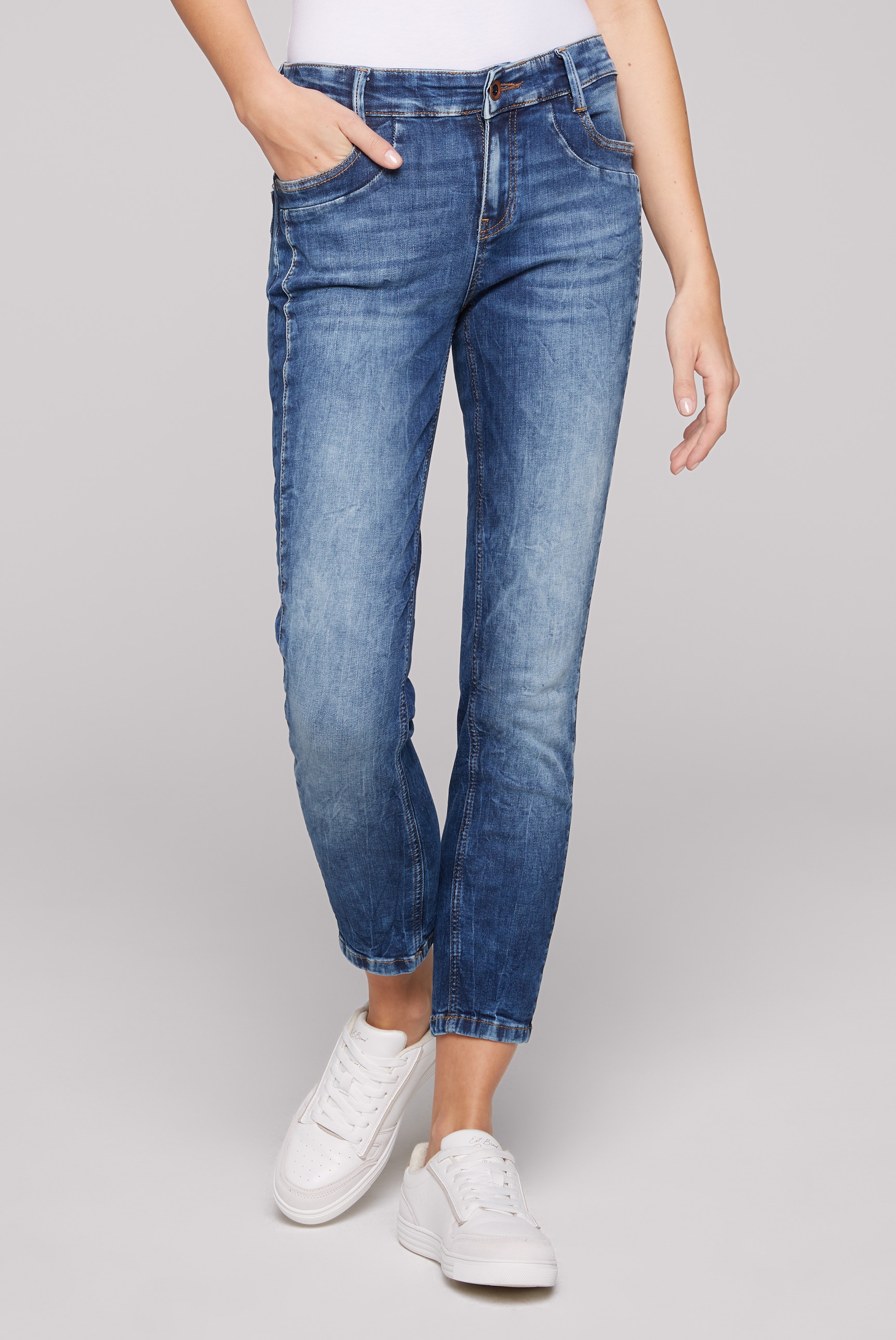 Regular-fit-Jeans, mit normaler Leibhöhe