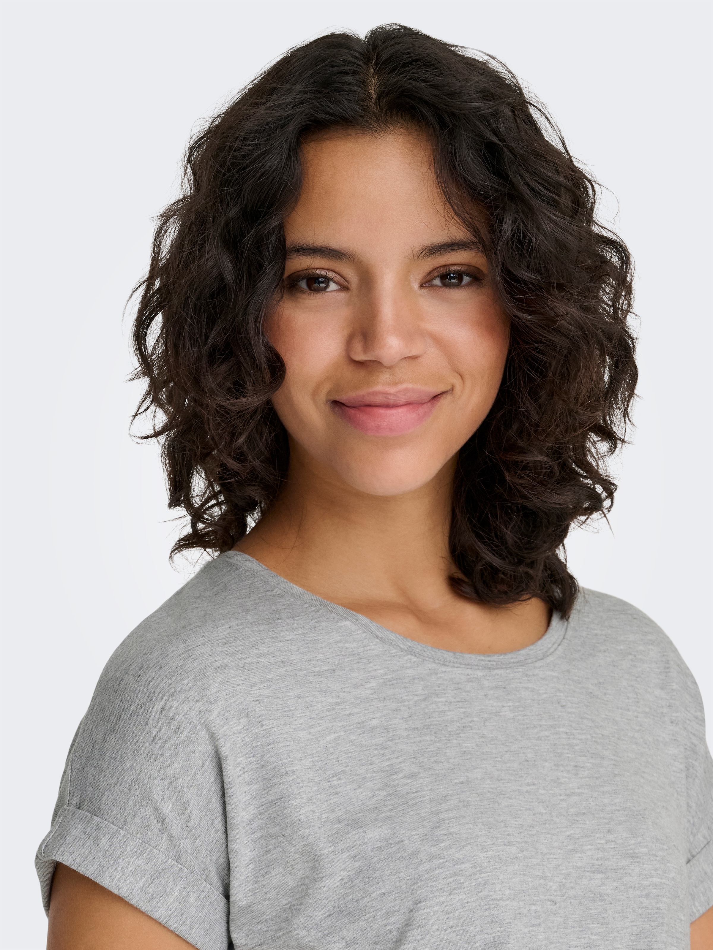 ONLY T-Shirt »ONLMOSTER – T-Shirt mit melierter Optik und elastischem Material« meliert, casual, lässig geschnitten, Viskosemischung, Rundhals