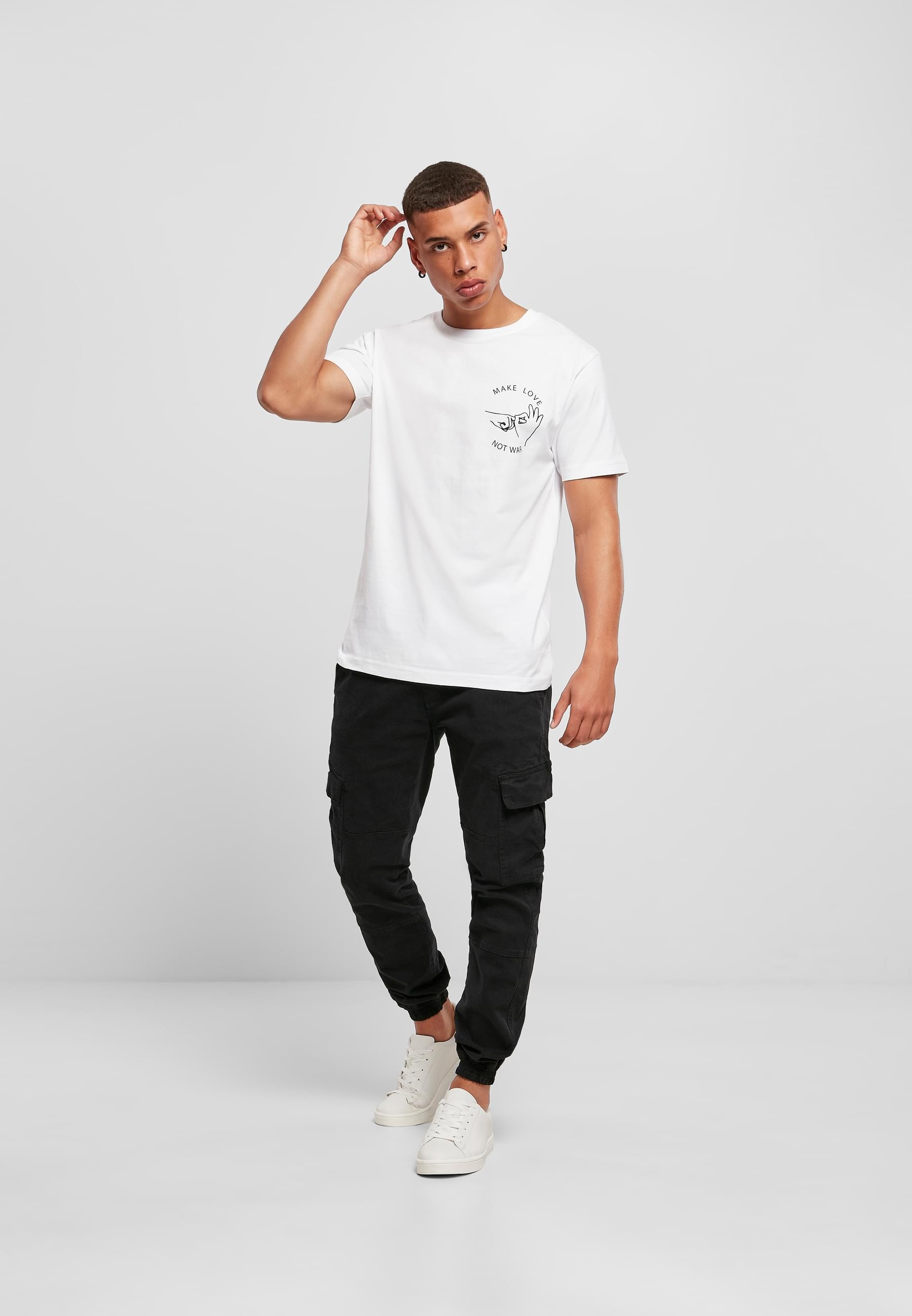 MisterTee T-Shirt »MisterTee Herren Make Love Tee«, (1 tlg.)
