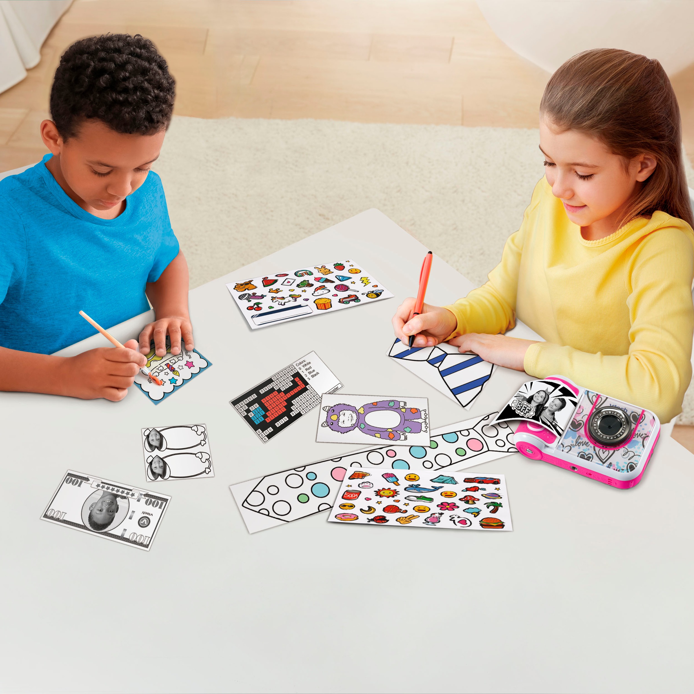 Vtech® Kinderkamera »KidiZoom Print Cam + Scrapbook Bundle«, 5 MP, mit eingebautem Thermodrucker, inkl, Thermopapier, Scrapbook + Stift