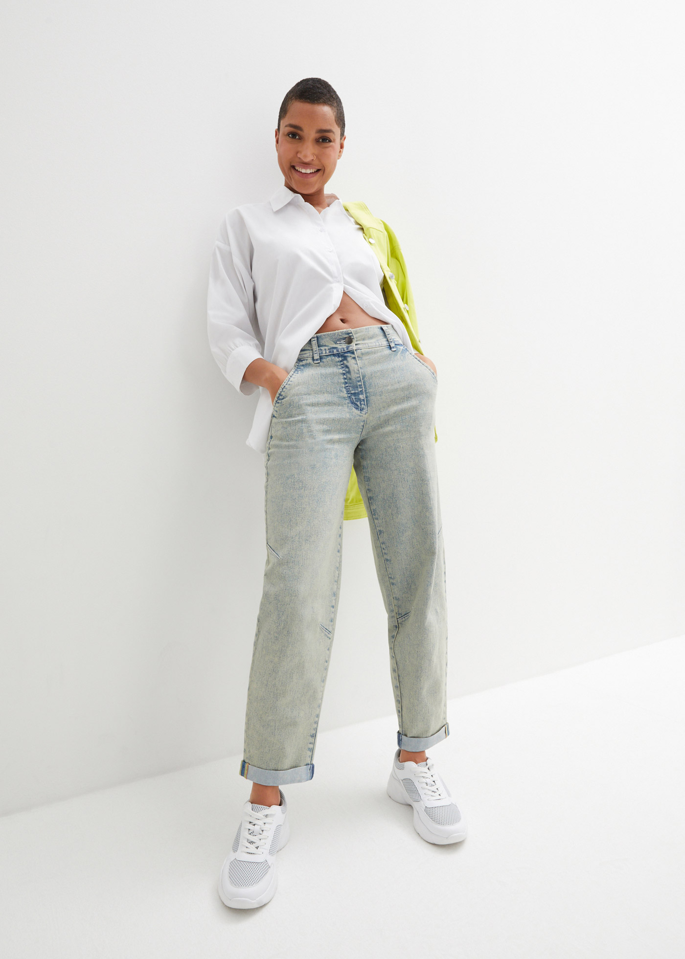 Thumbnail - bonprix Boyfriend-Jeans weites Bein, Loose Fit, mit bequemem Gummi am hinteren Bund