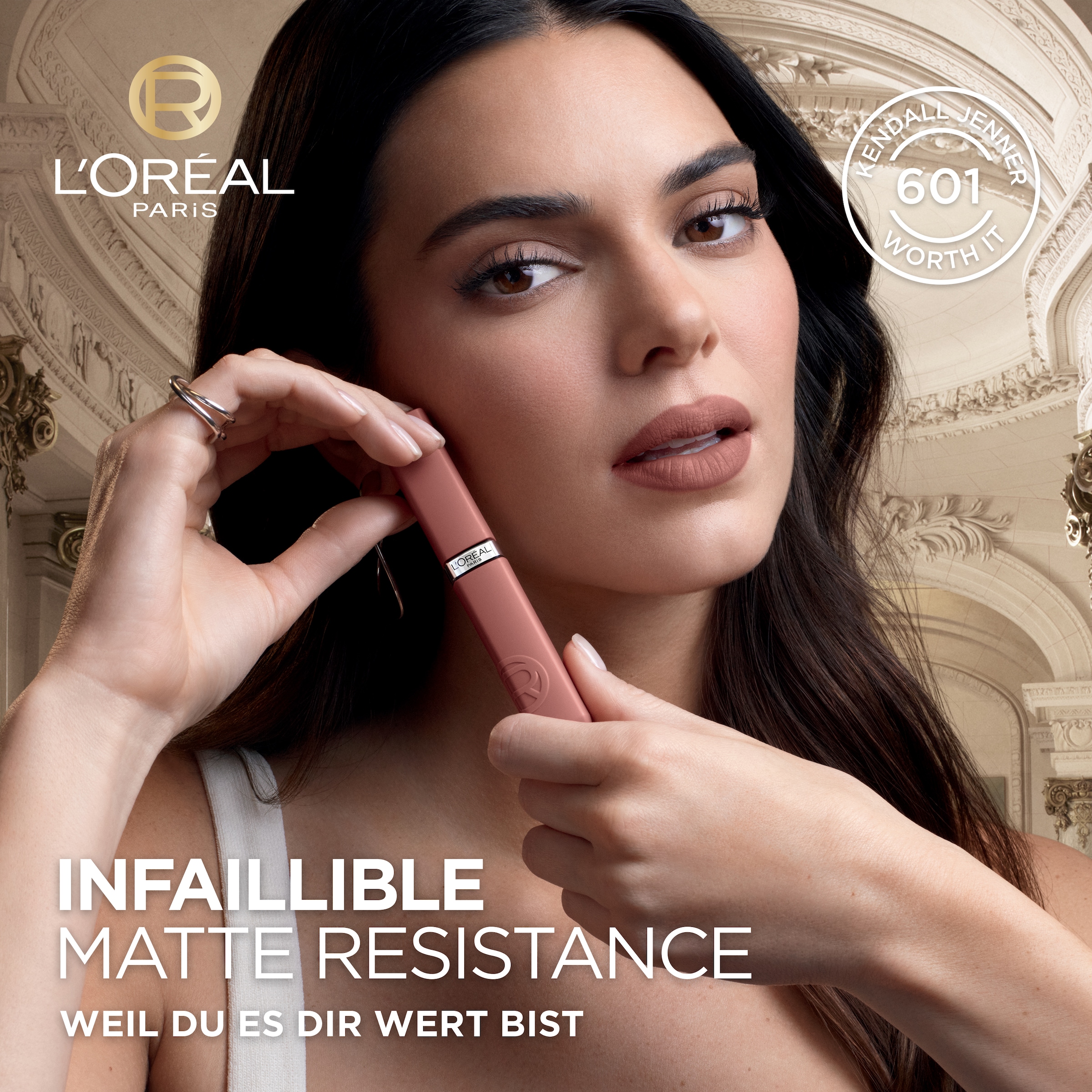 L'ORÉAL PARIS Lippenstift »L'Oréal Paris Infaillible Matte Resistance«, mit natürlichen Inhaltstoffen