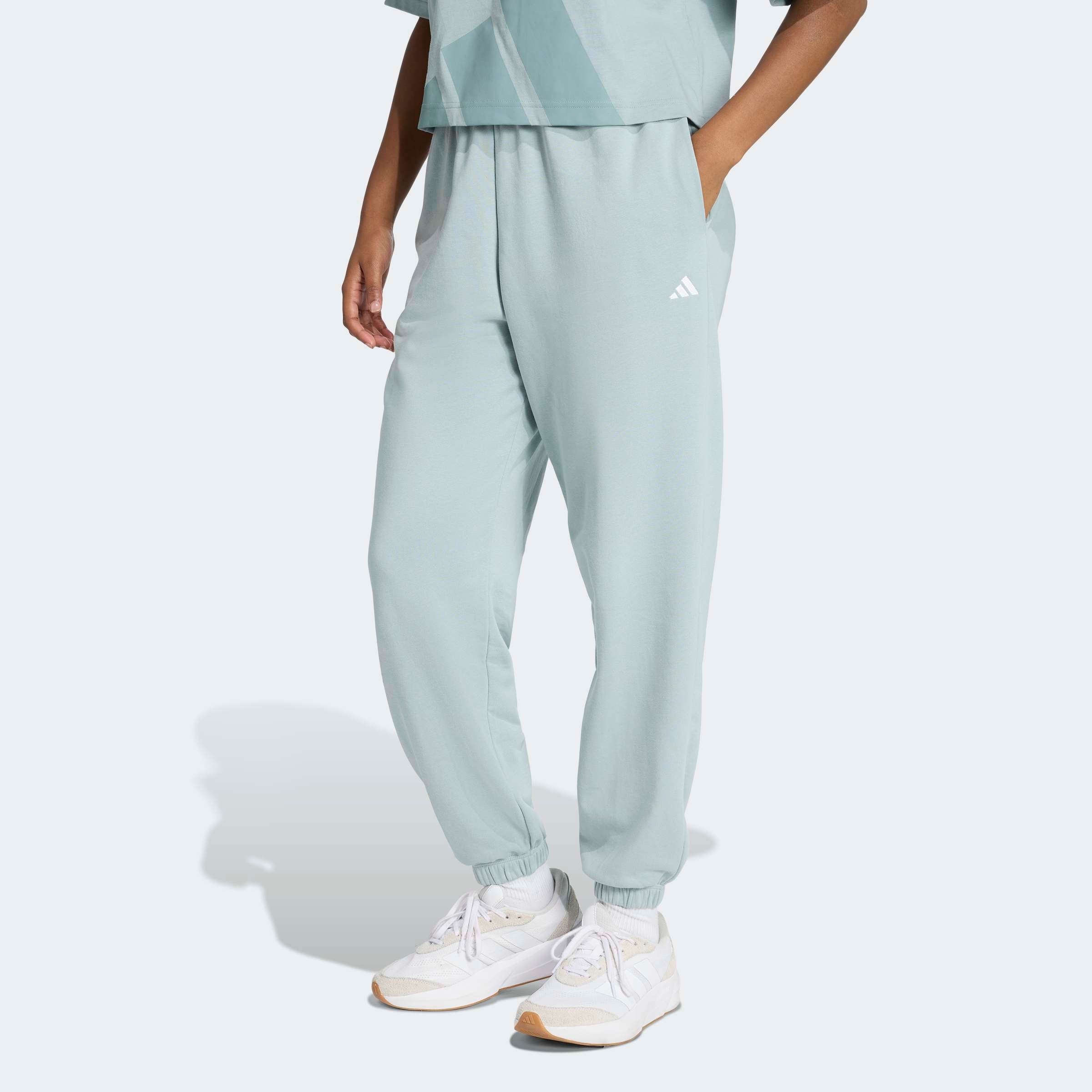 adidas Sportswear Sporthose "ESSENTIALS SMALL LOGO FRENCH TERRY CUFFED" mit Kordelverschluss, aus weichem French-Terry-Material