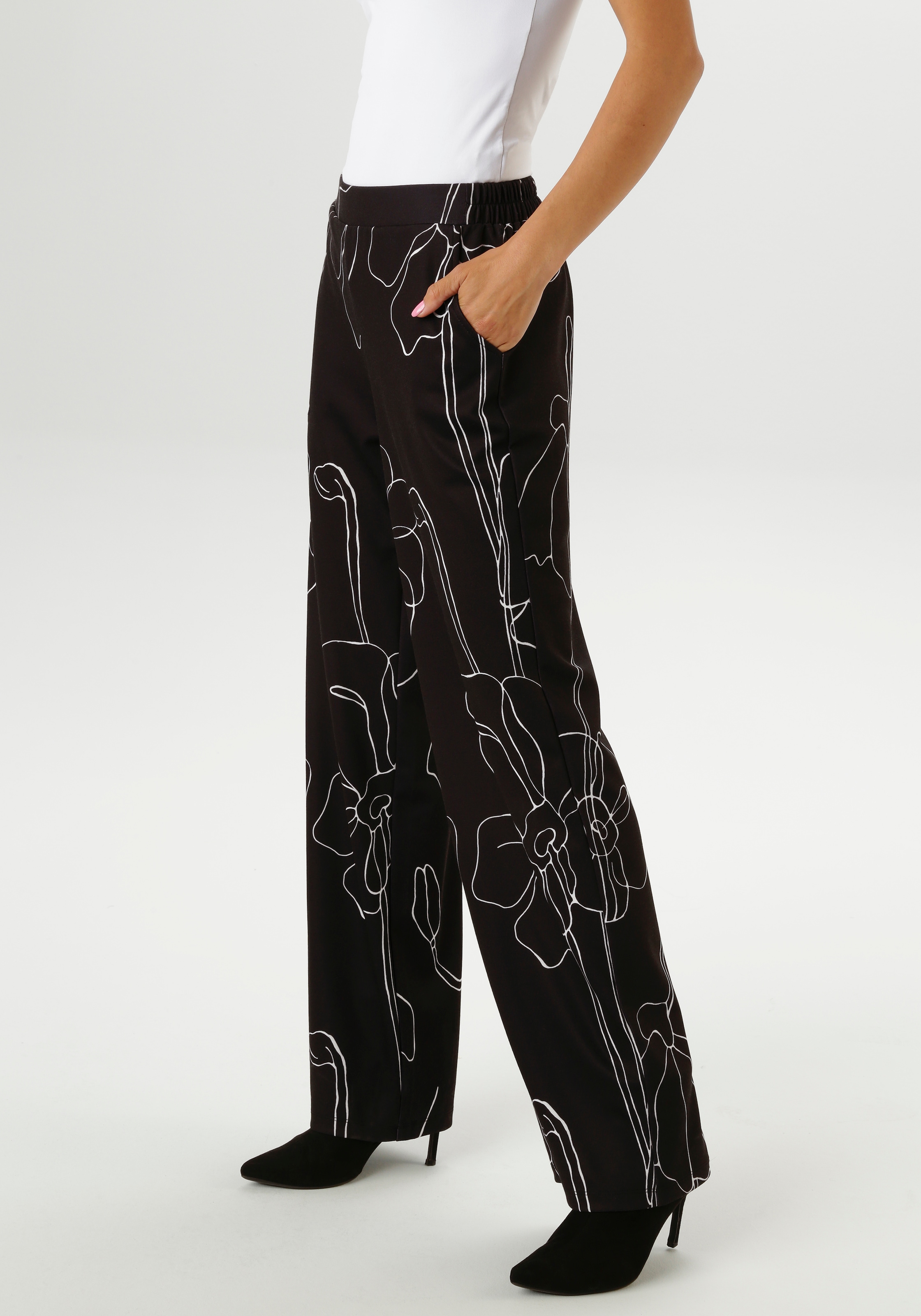 Aniston SELECTED Schlupfhose, mit trendigem Allover-Druck - NEUE KOLLEKTION günstig online kaufen