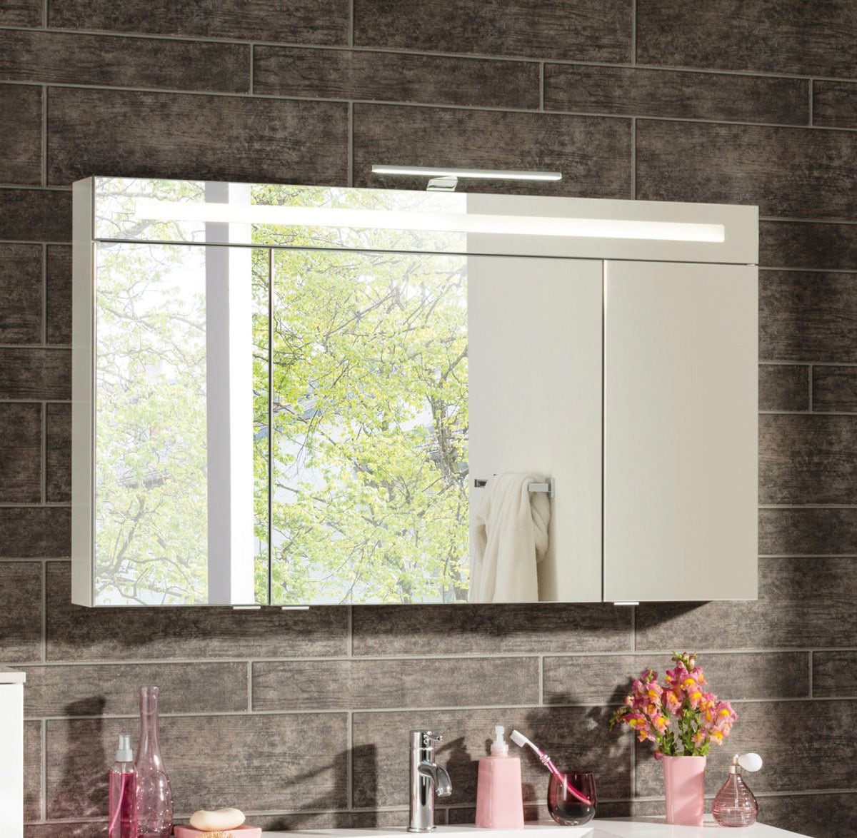 Black Friday FACKELMANN Spiegelschrank »CL 120 - weiß«, Badmöbel Breite 120  cm, 3 Türen, doppelseitig verspiegelt | BAUR | Spiegelschränke