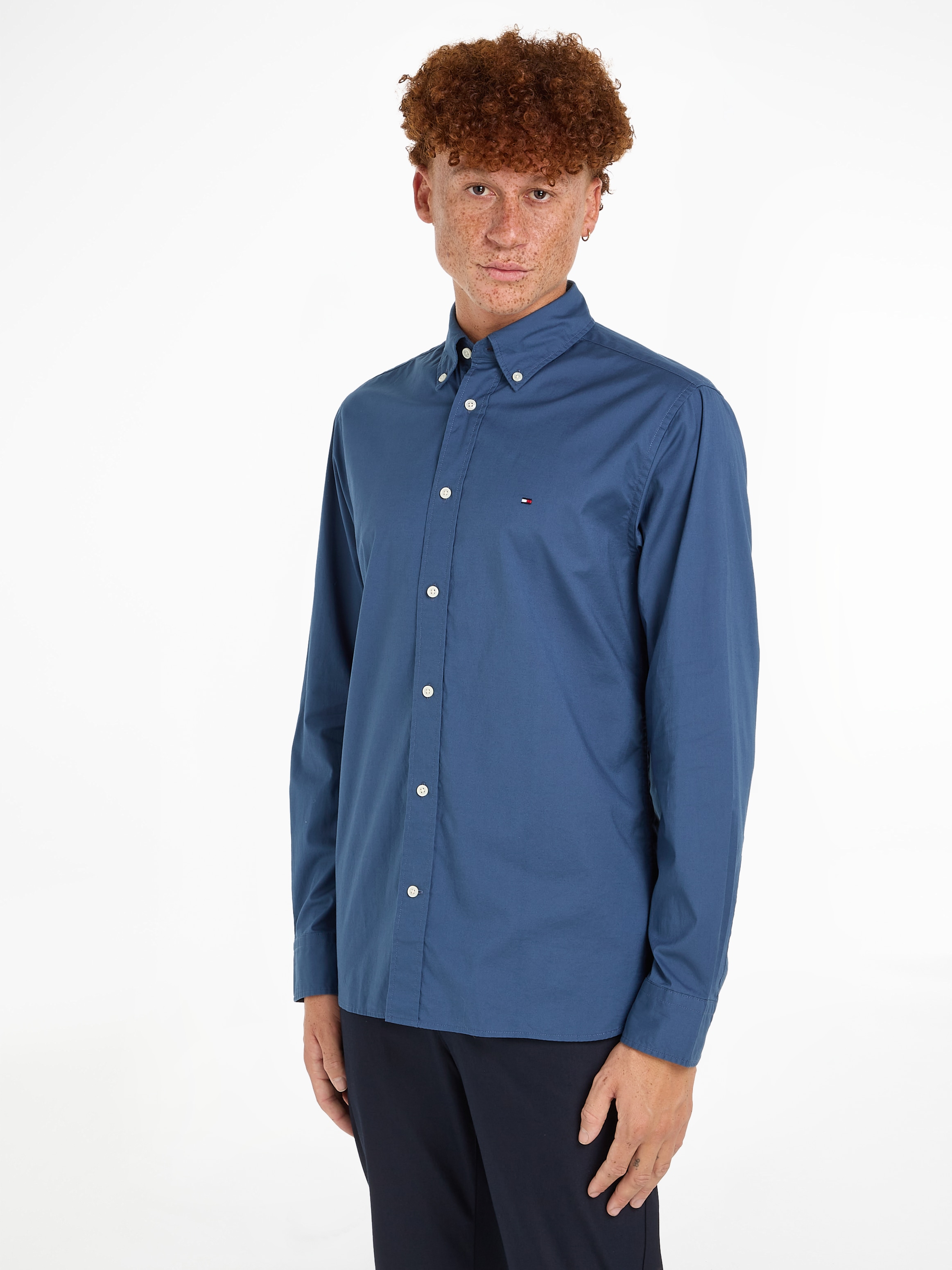 Langarmhemd »FLEX POPLIN RF SHIRT«, mit Tommy Hilfiger Labelschild innen an der...