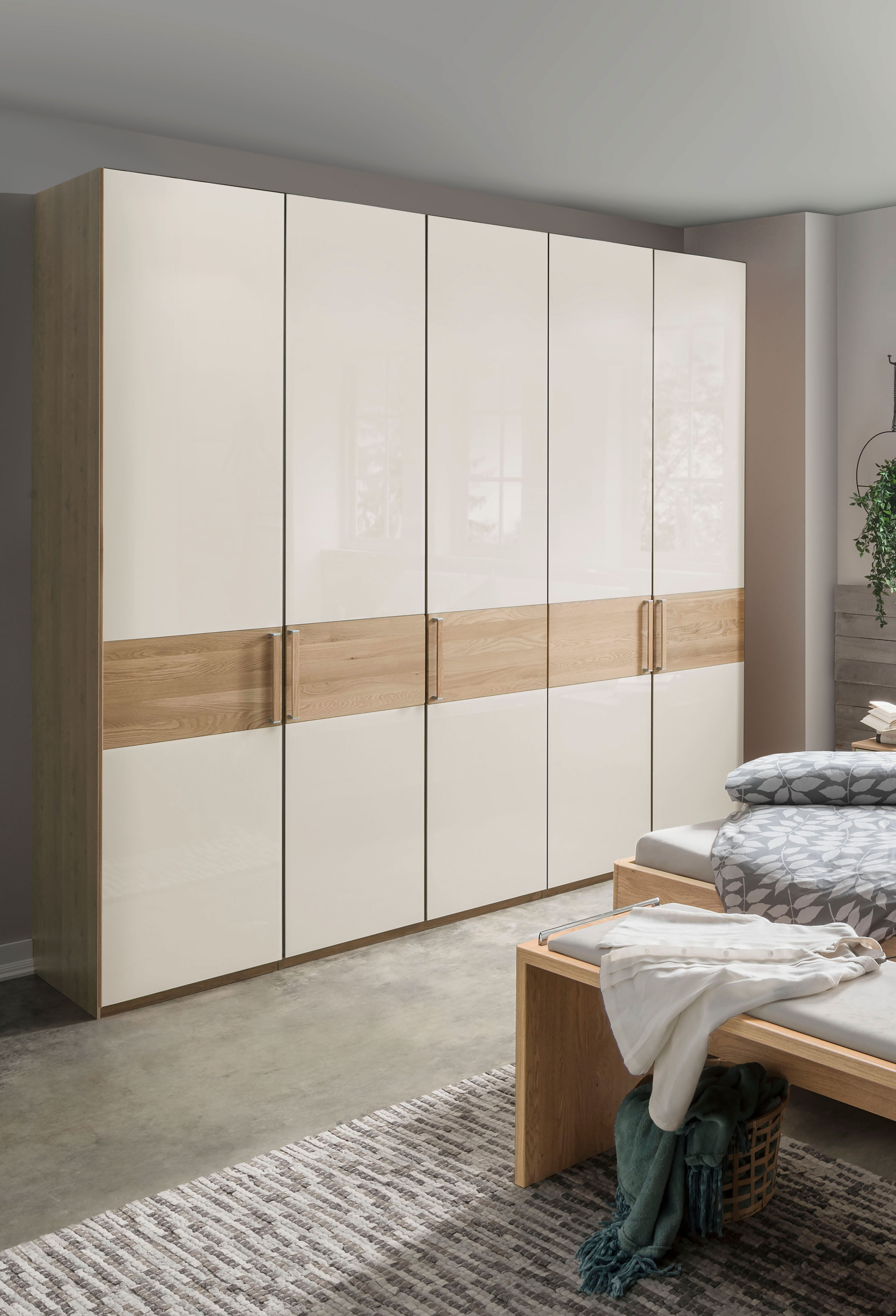 WIEMANN Kleiderschrank "Kiruna" mit Champagnerglas