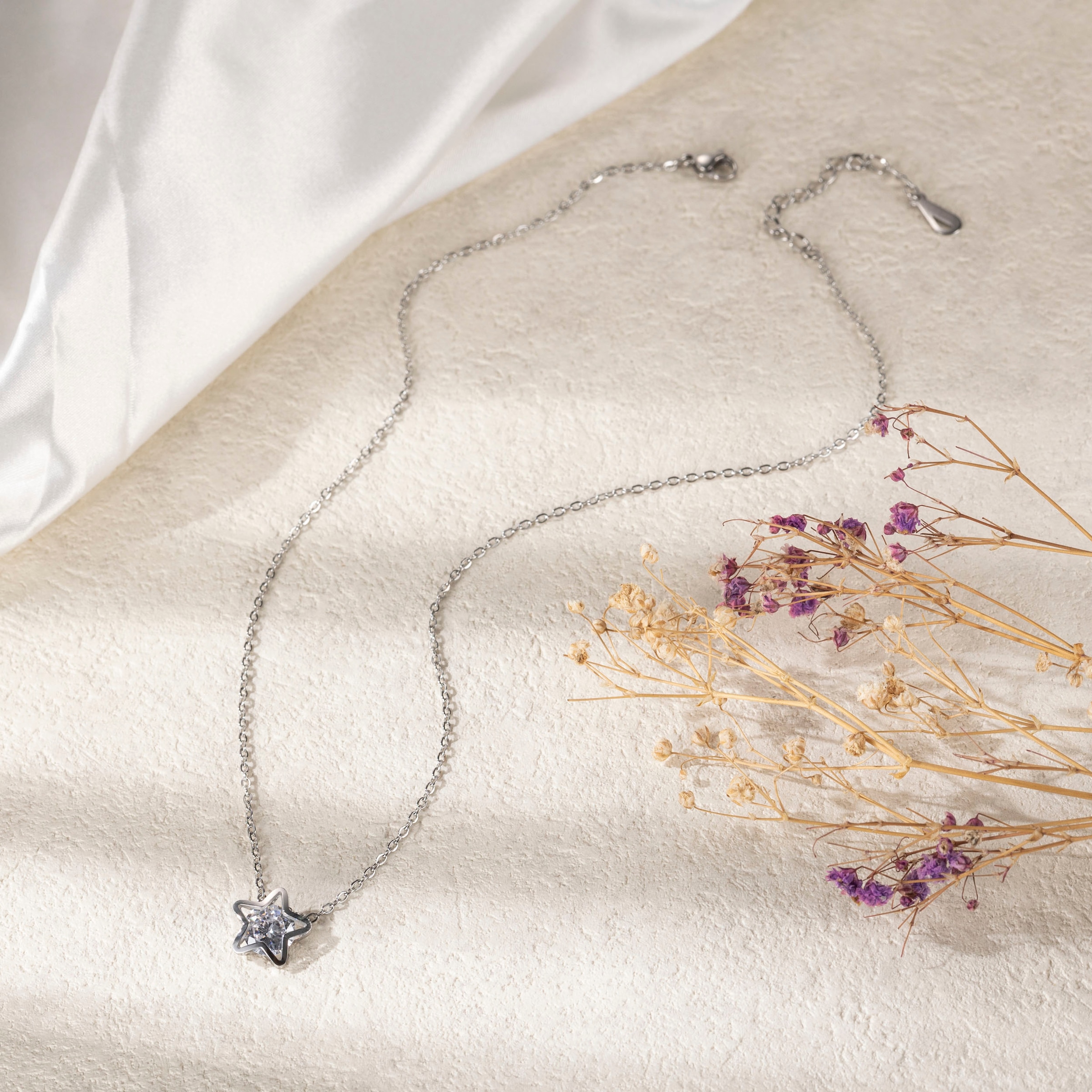 Firetti Kette mit Anhänger »Schmuck Geschenk Edelstahl Halsschmuck Halskette Ankerkette Stern«, mit Zirkonia (synth.)