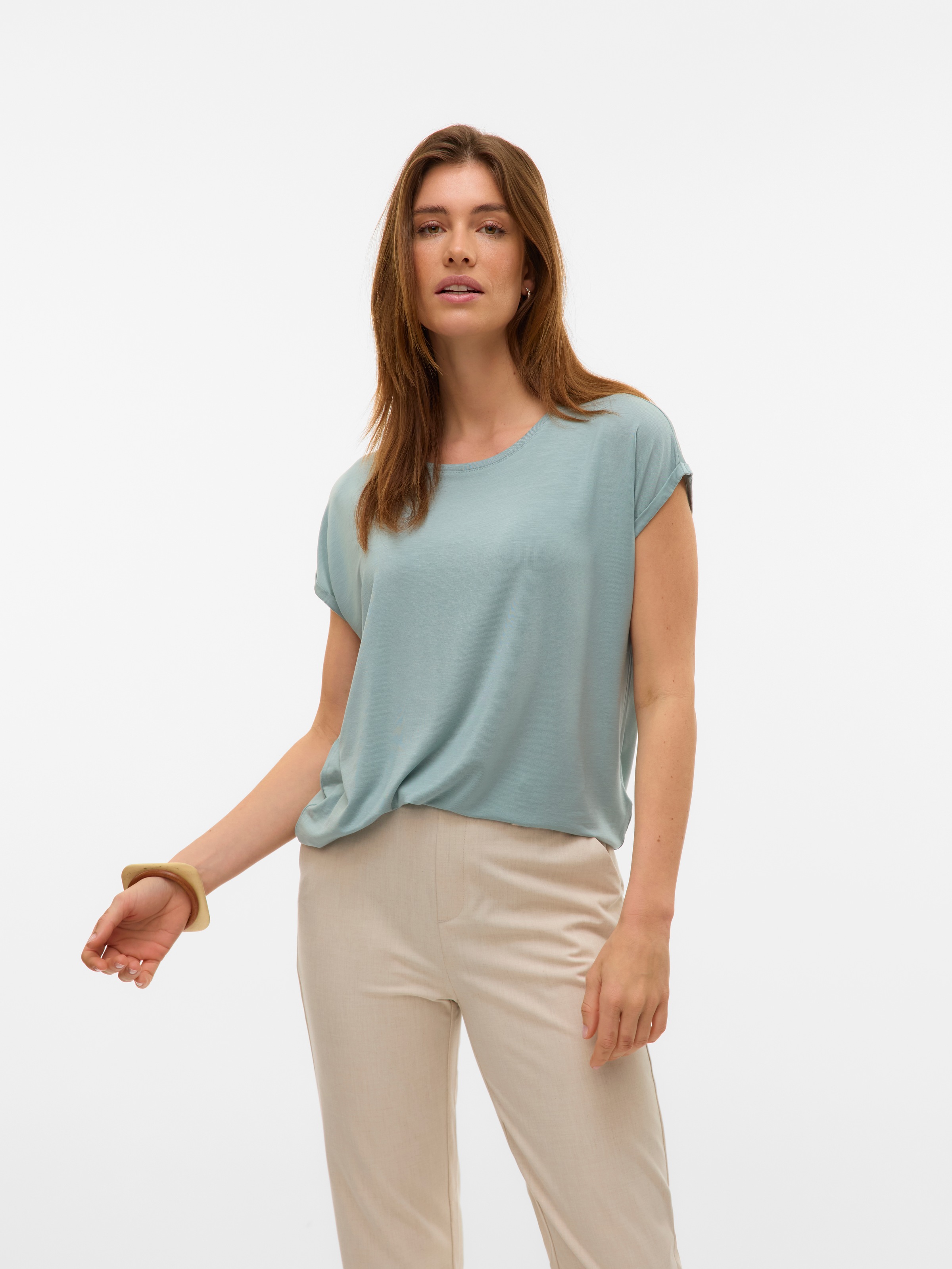 Vero Moda Rundhalsshirt "VMAVA PLAIN SS TOP GAJRS NOOS" Materialmix, regula günstig online kaufen