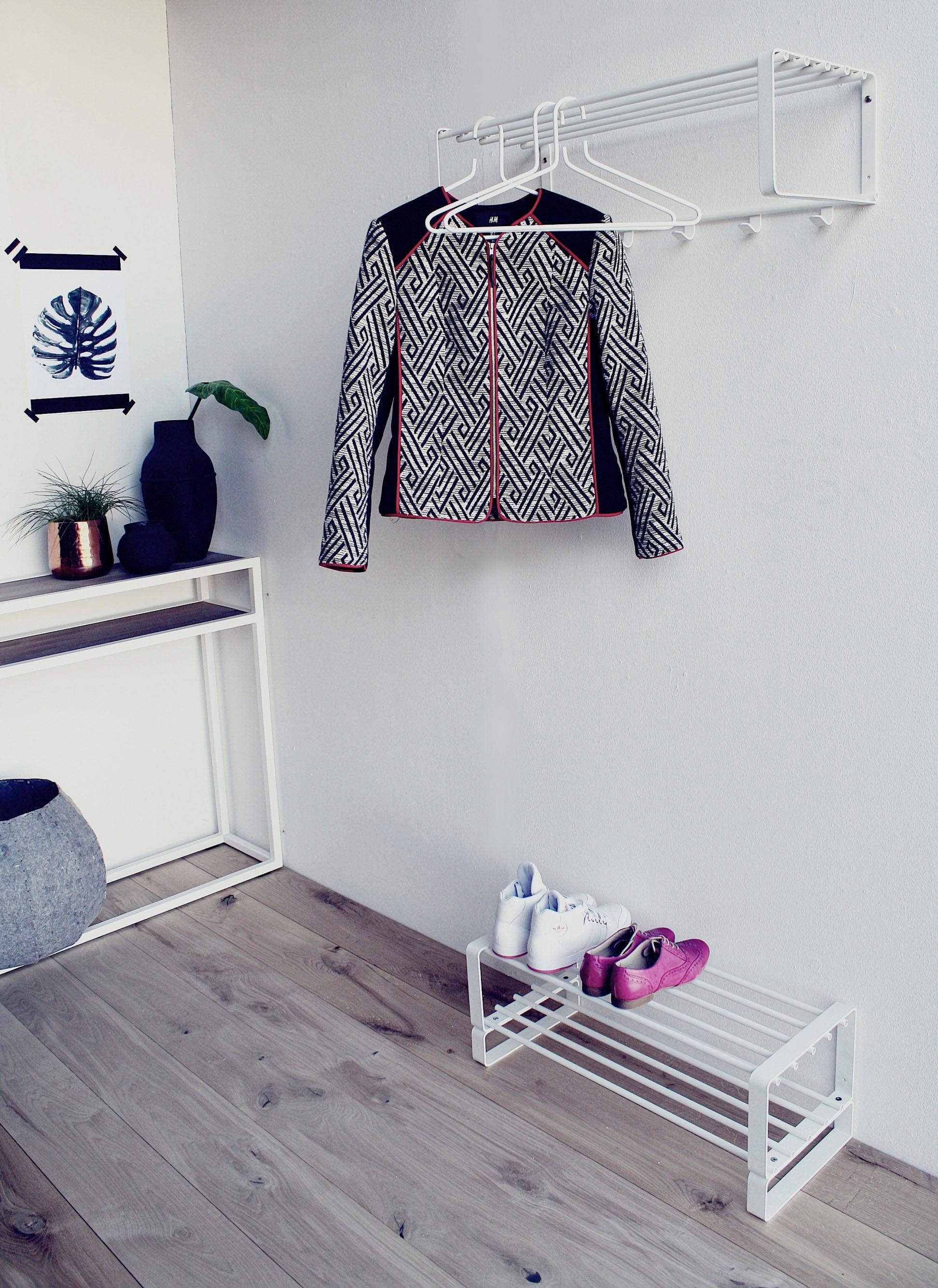 Spinder Design Garderobenleiste »REX«, (1 St.), Wandgarderobe aus Stahl mit Hutablage und 5 bzw. 7 Haken