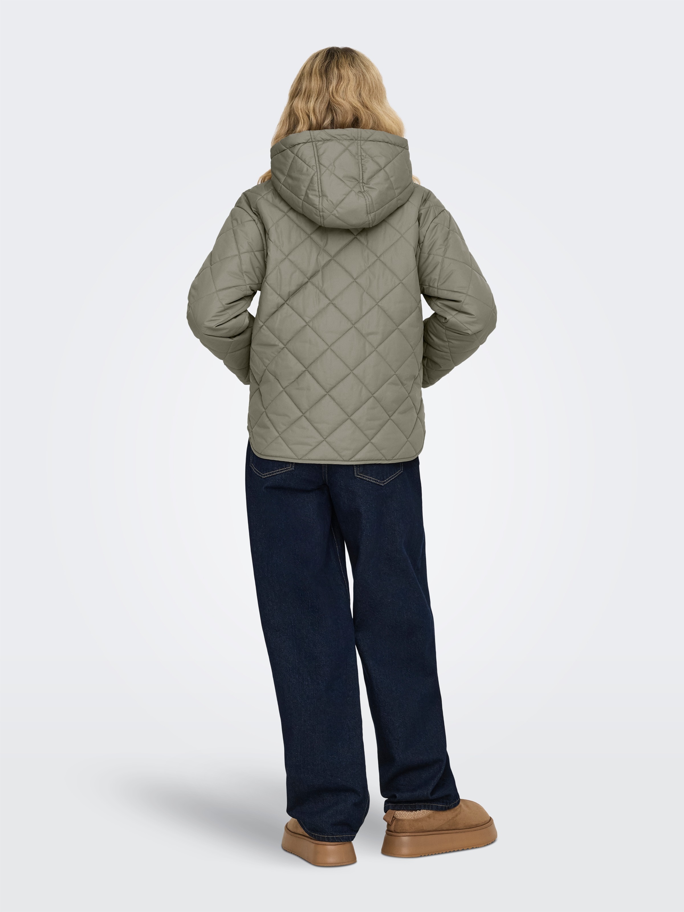 ONLY Steppjacke »ONLJULIET QUILTED HOOD JACKET NOOS OTW« mit Kapuze Kunstfaser